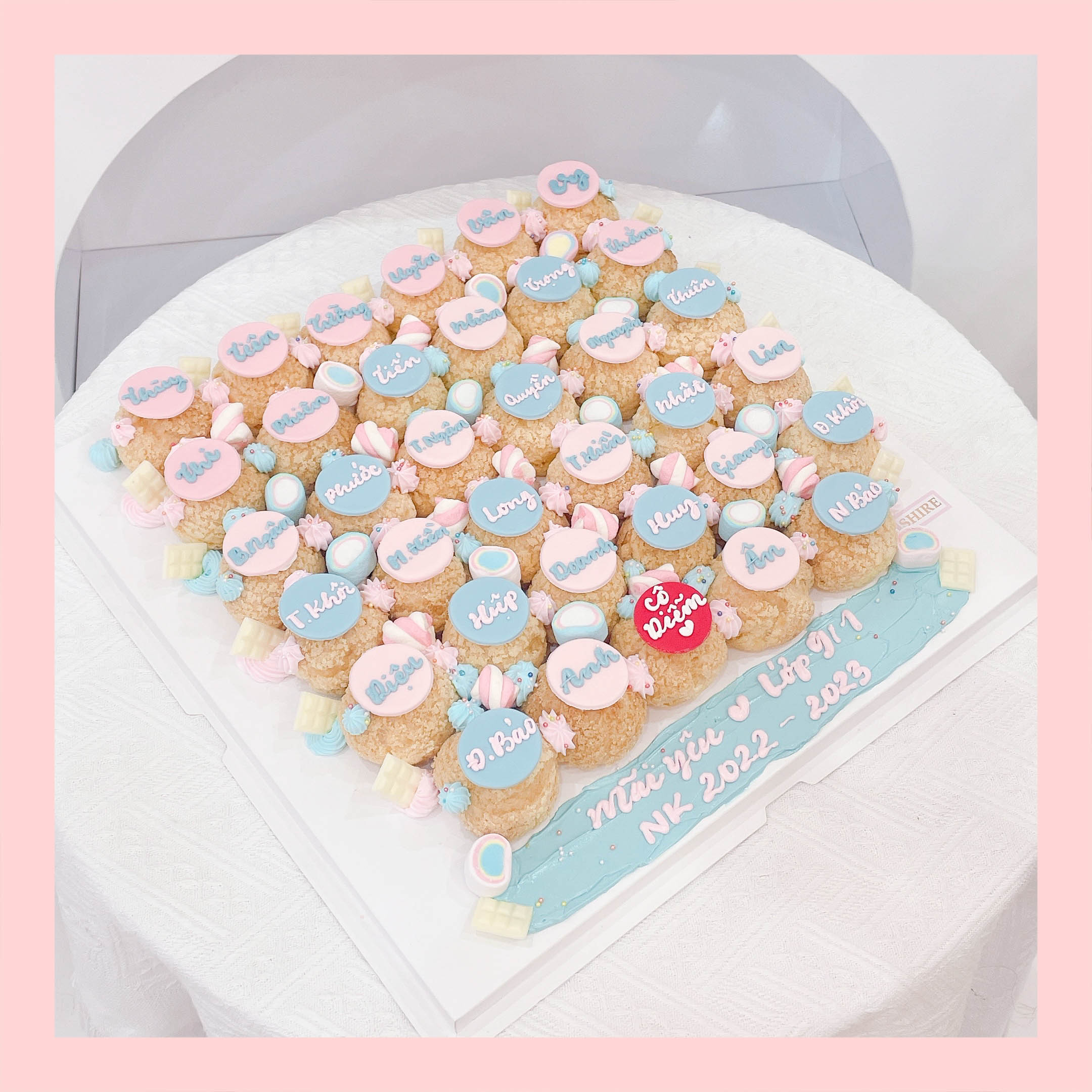 Su kem giòn xếp vuông - Choux creme