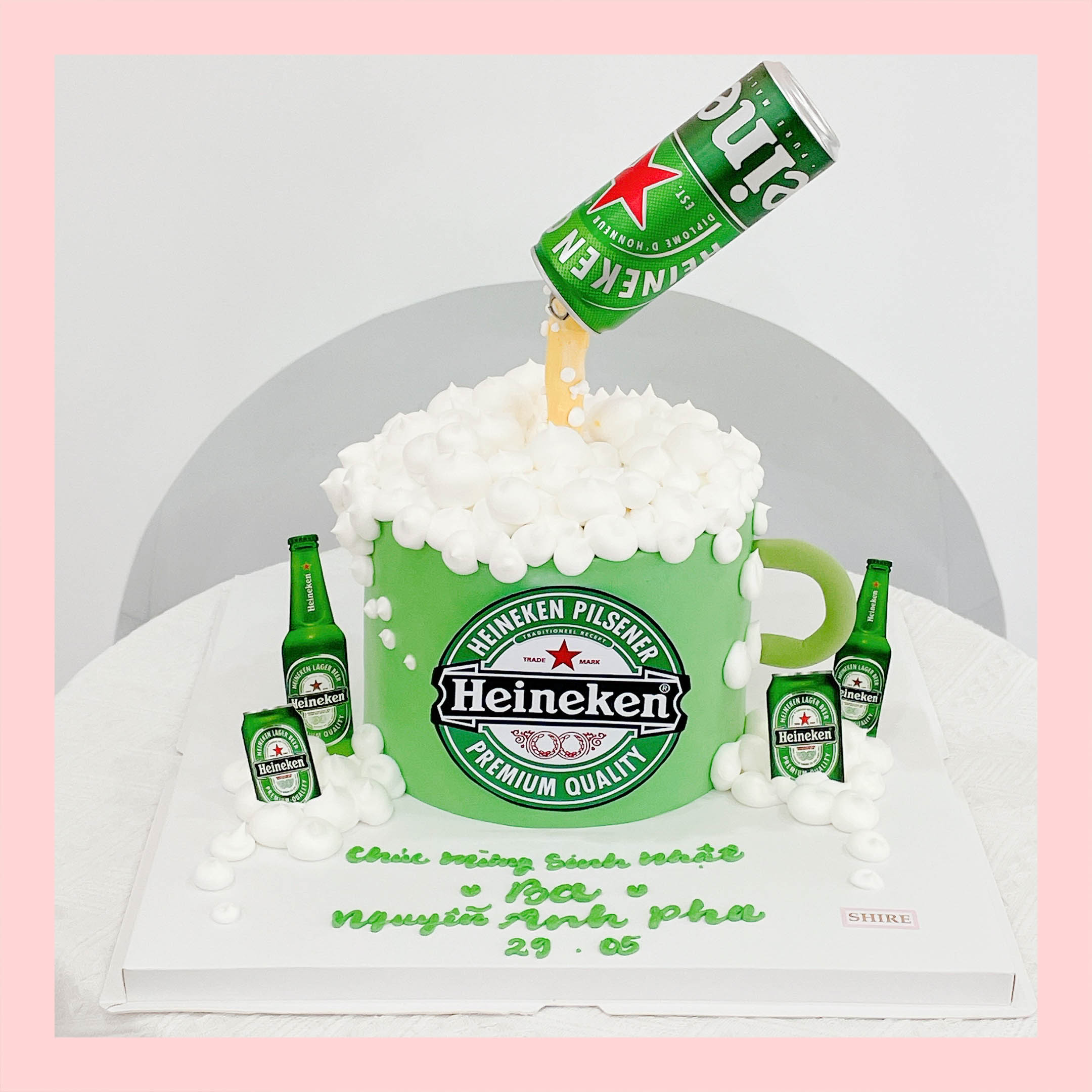 Bánh kem trang trí rượu bia - Bánh kem sinh nhật cho nam