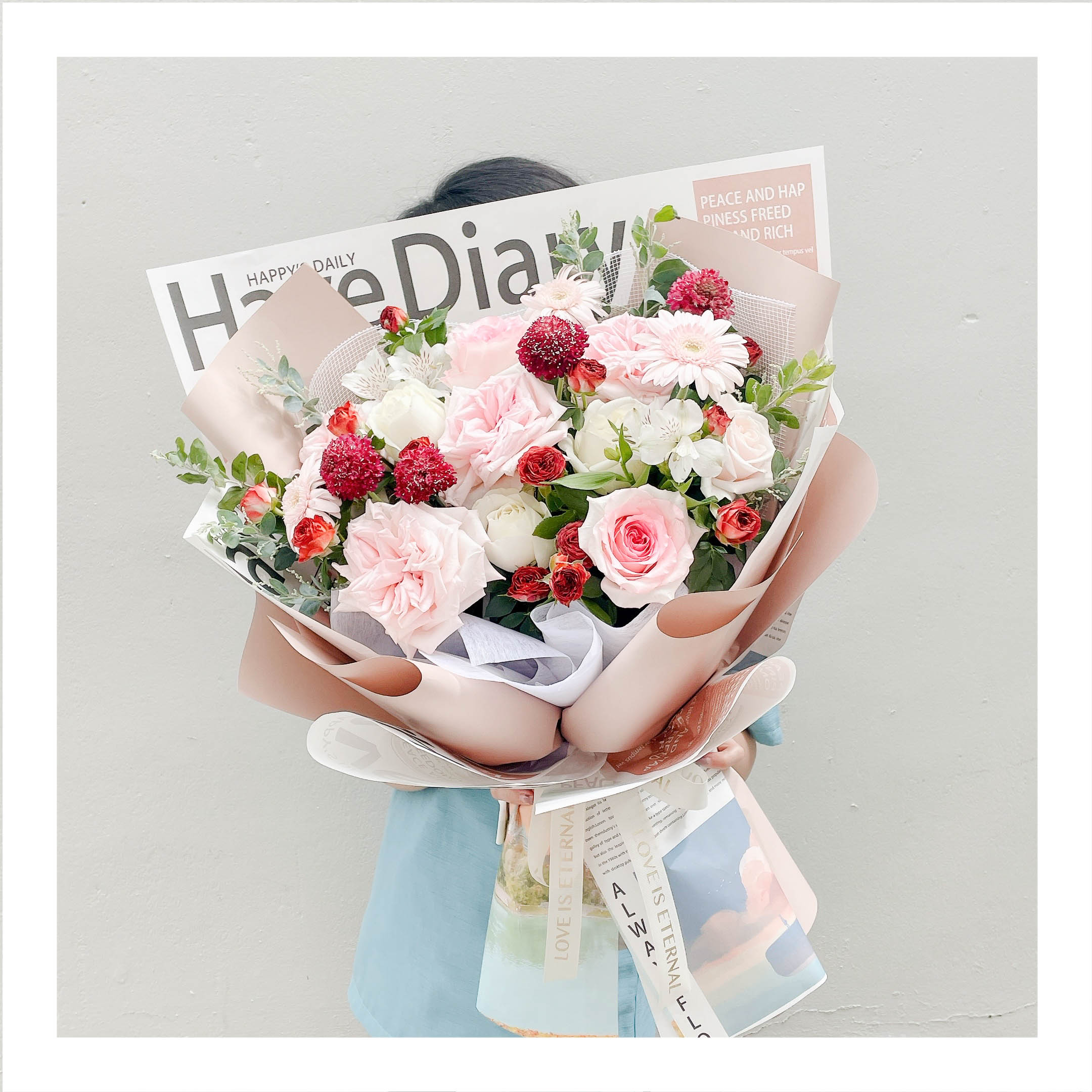 Bó hoa tươi tone hồng mix