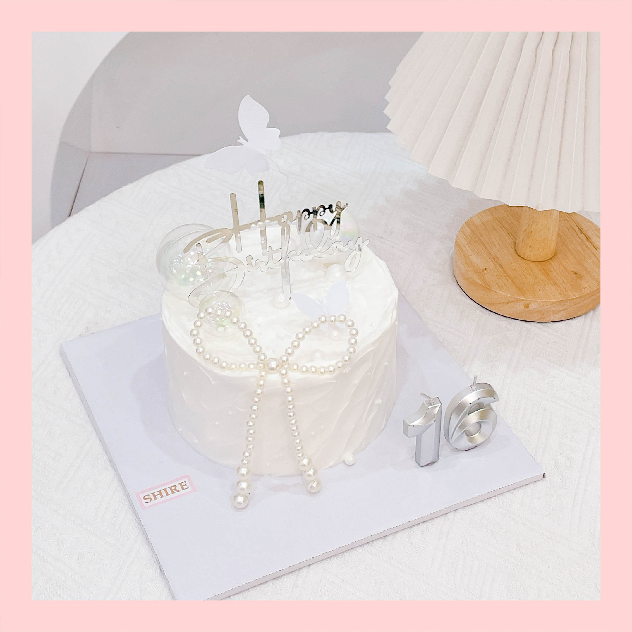 Bánh kem trang trí bướm - Bánh kem sinh nhật cho nữ