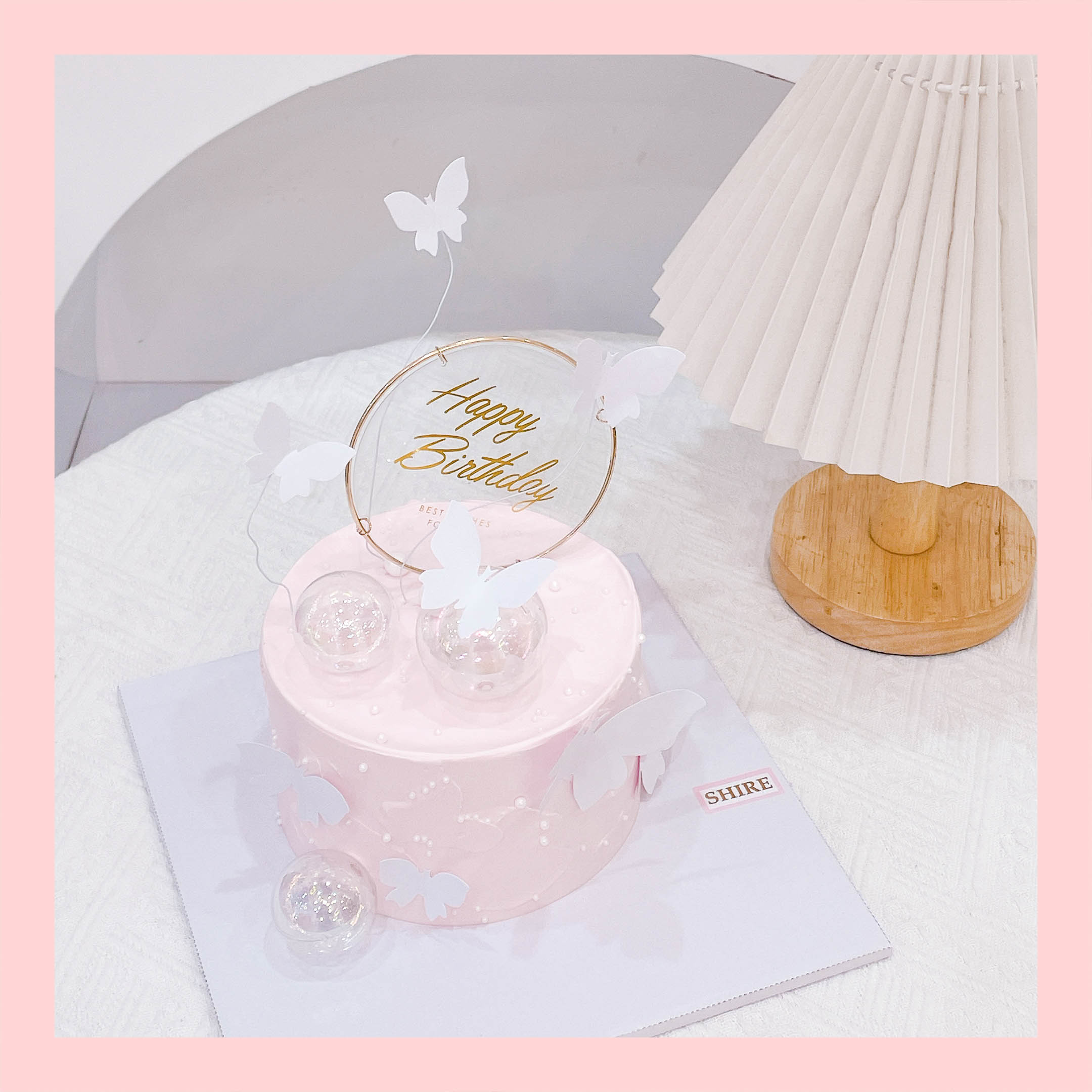 Bánh kem trang trí bướm - Bánh kem sinh nhật cho nữ