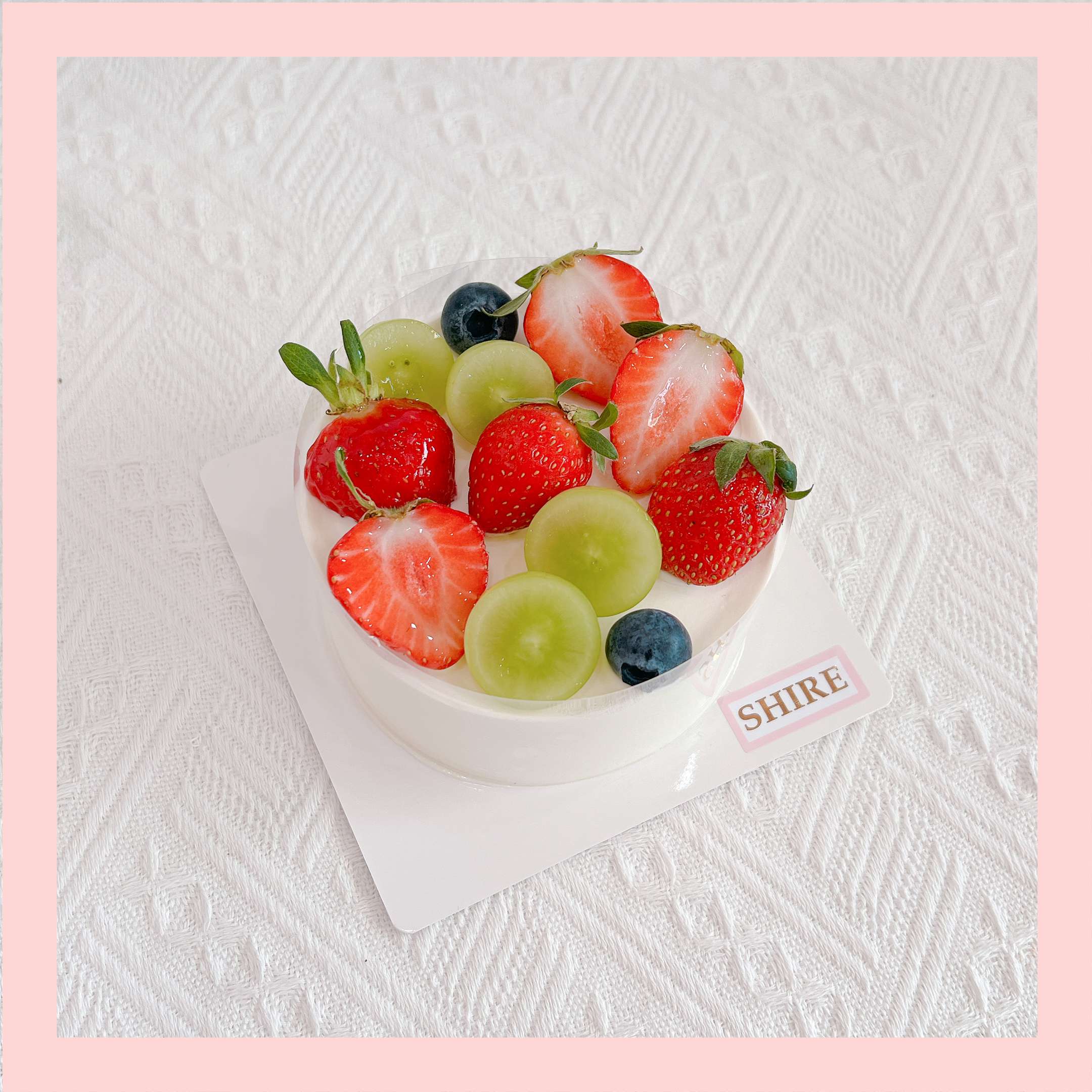 Mini Bento trái cây khác - Bánh kem bơ mini hộp bã mía