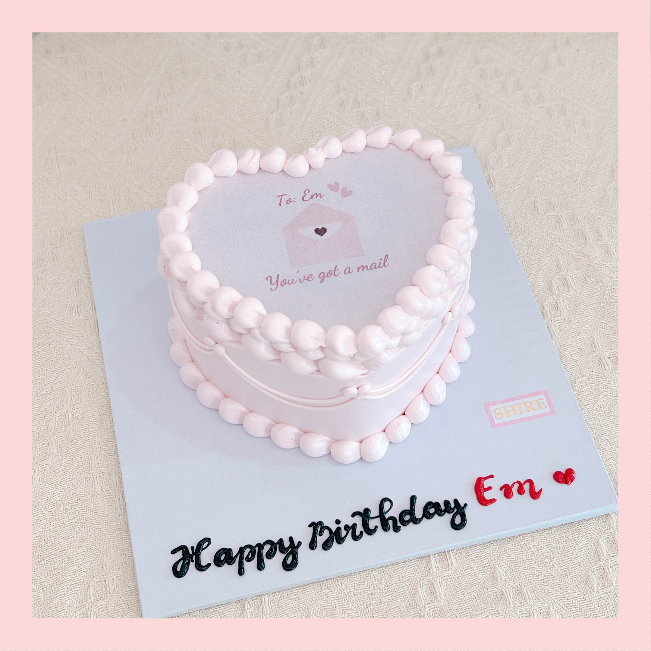 Bánh kem đốt cháy kỷ niệm - Bánh kem sinh nhật