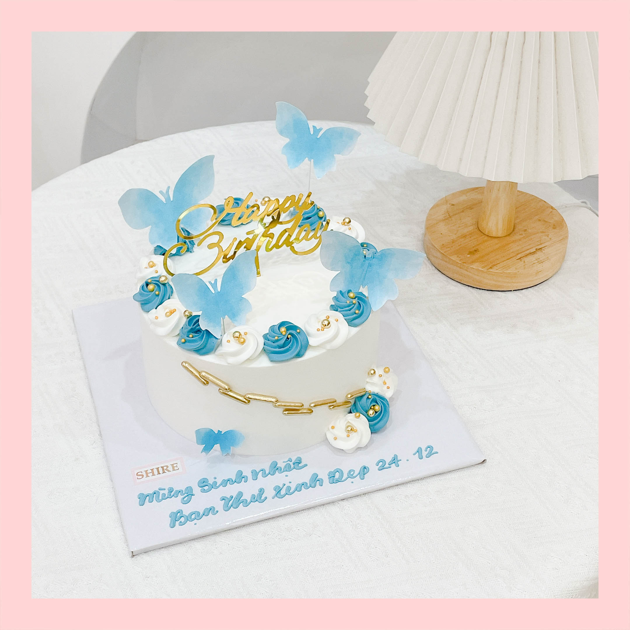 Bánh kem trang trí bướm - Bánh kem sinh nhật cho nữ