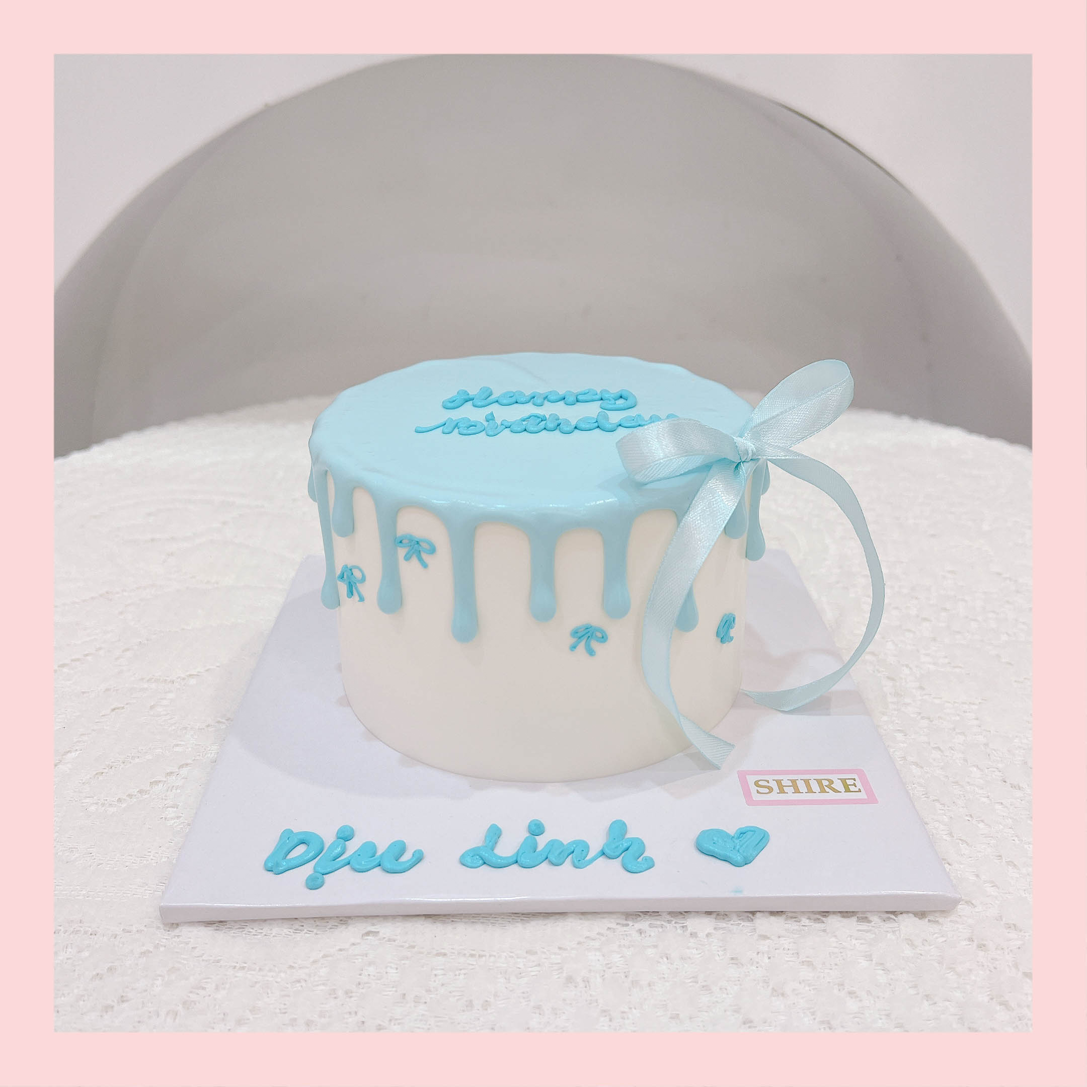 Bánh kem mini trang trí nơ nữ tính cho bạn gái - Bánh kem sinh nhật