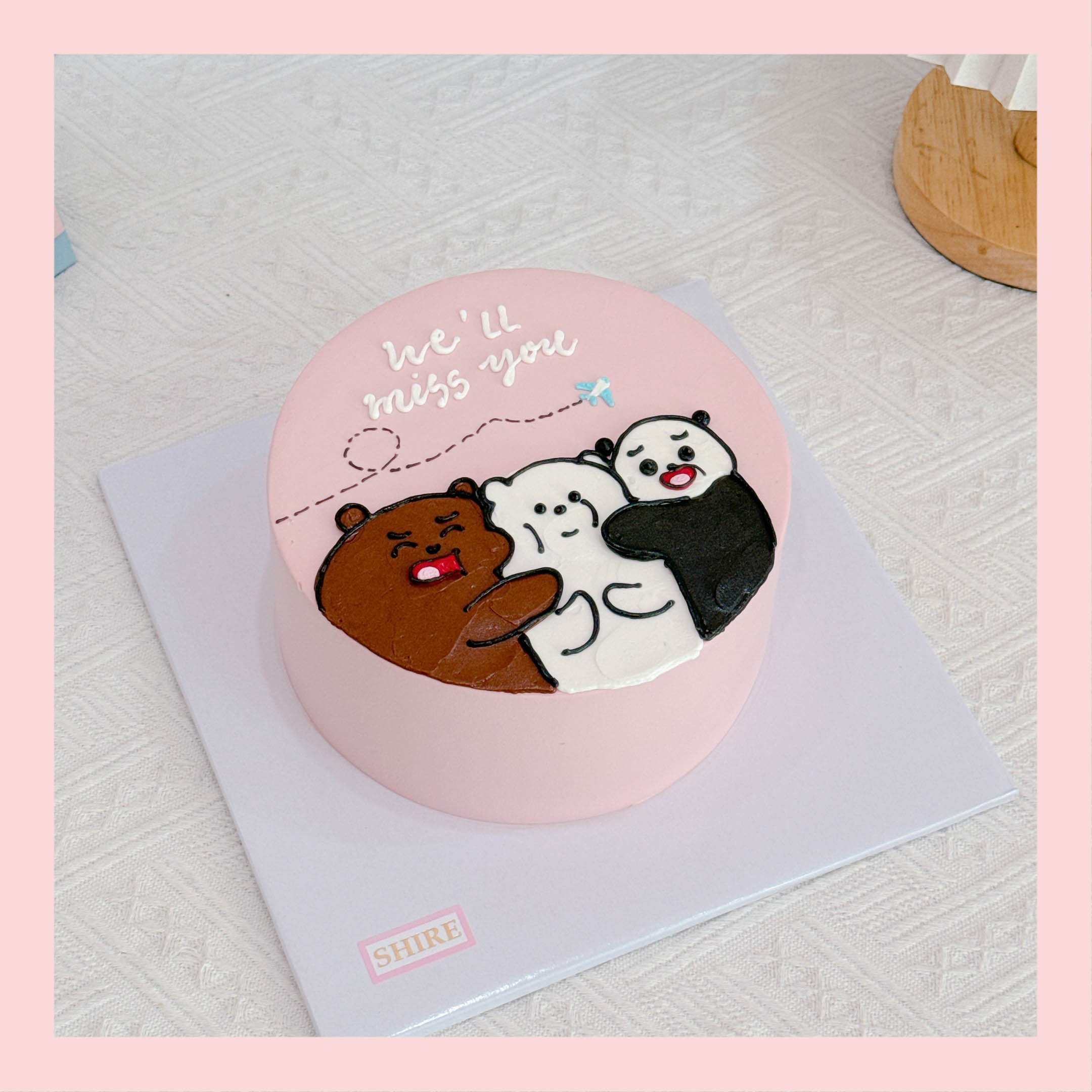 Bánh vẽ hình các con vật dễ thương - Bánh sinh nhật trẻ em