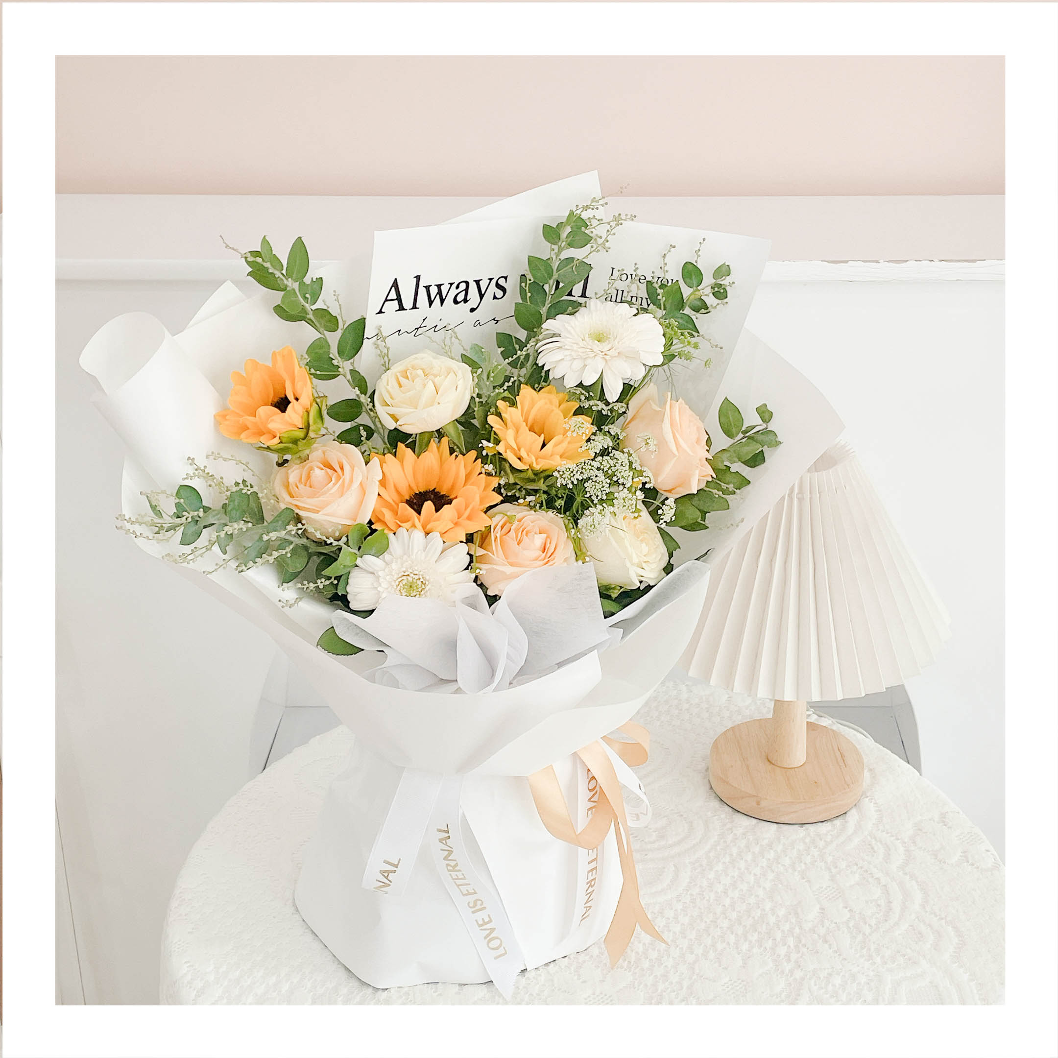 Bó hoa tươi tone vàng