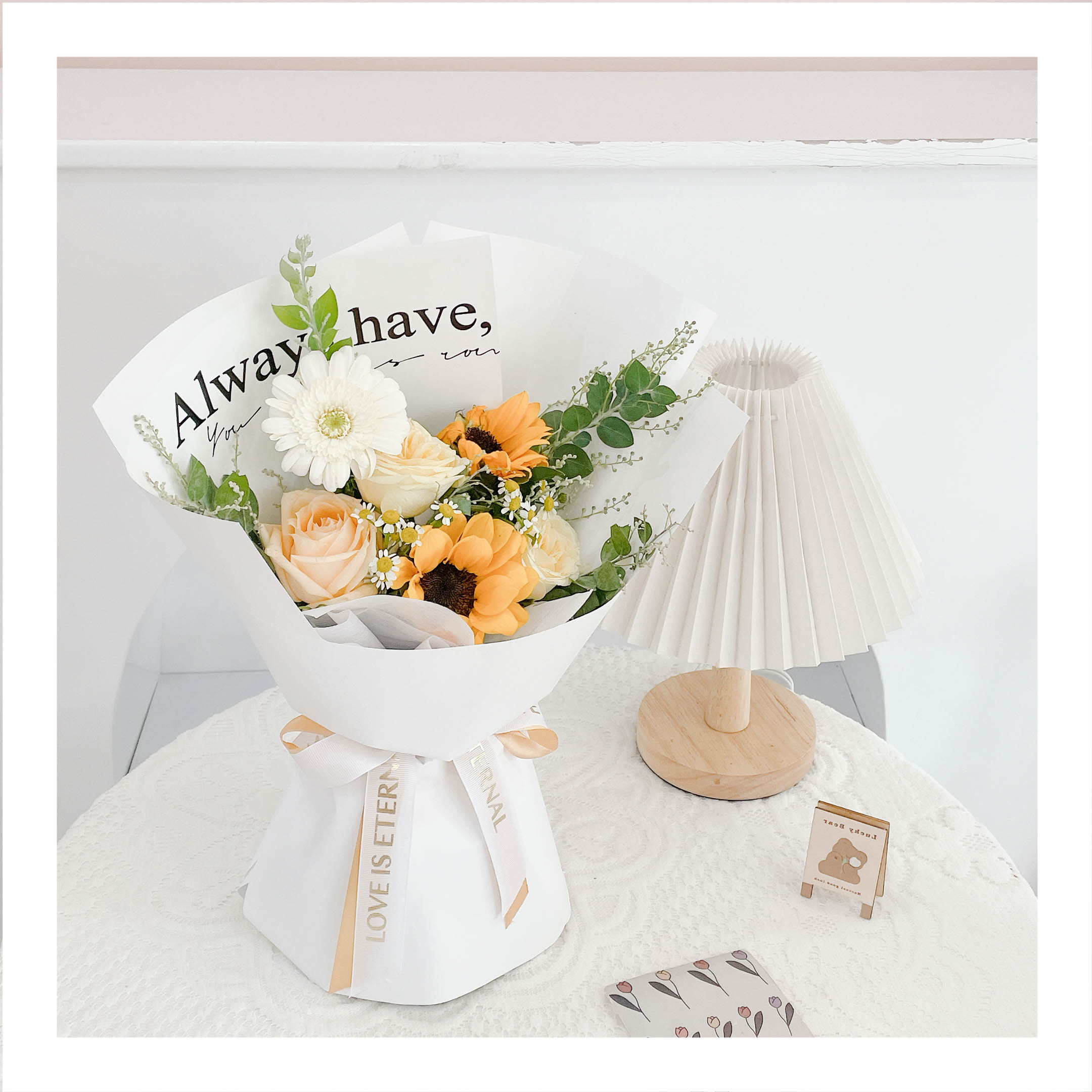 Bó hoa tươi tone vàng