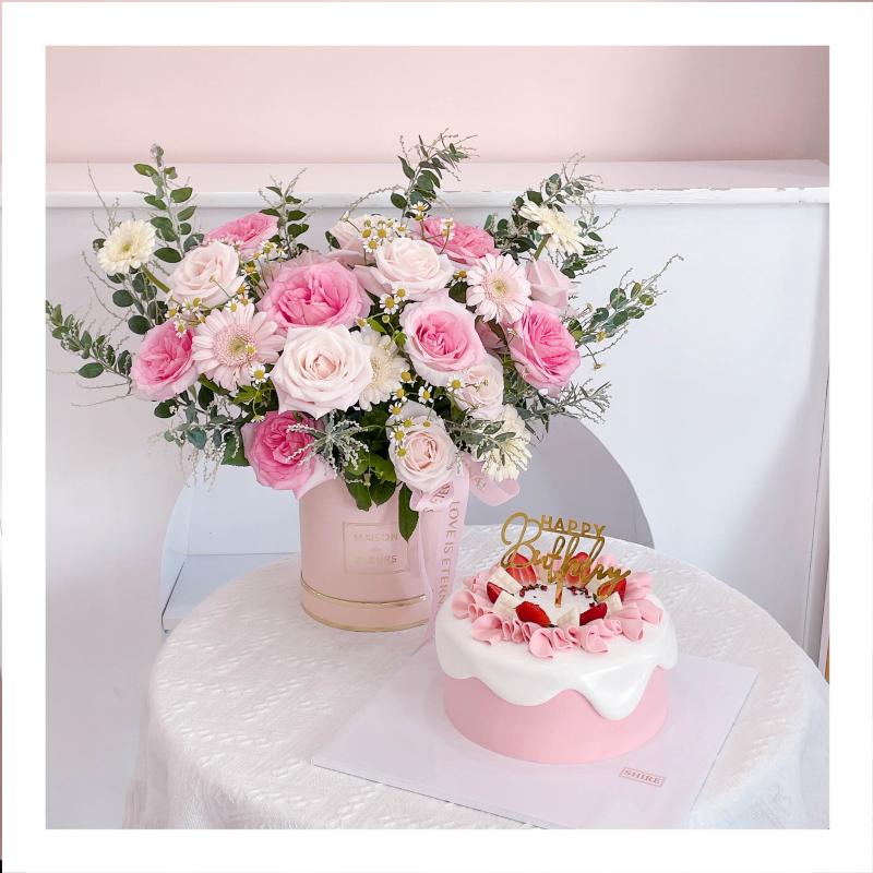 Set bánh & hoa tone hồng