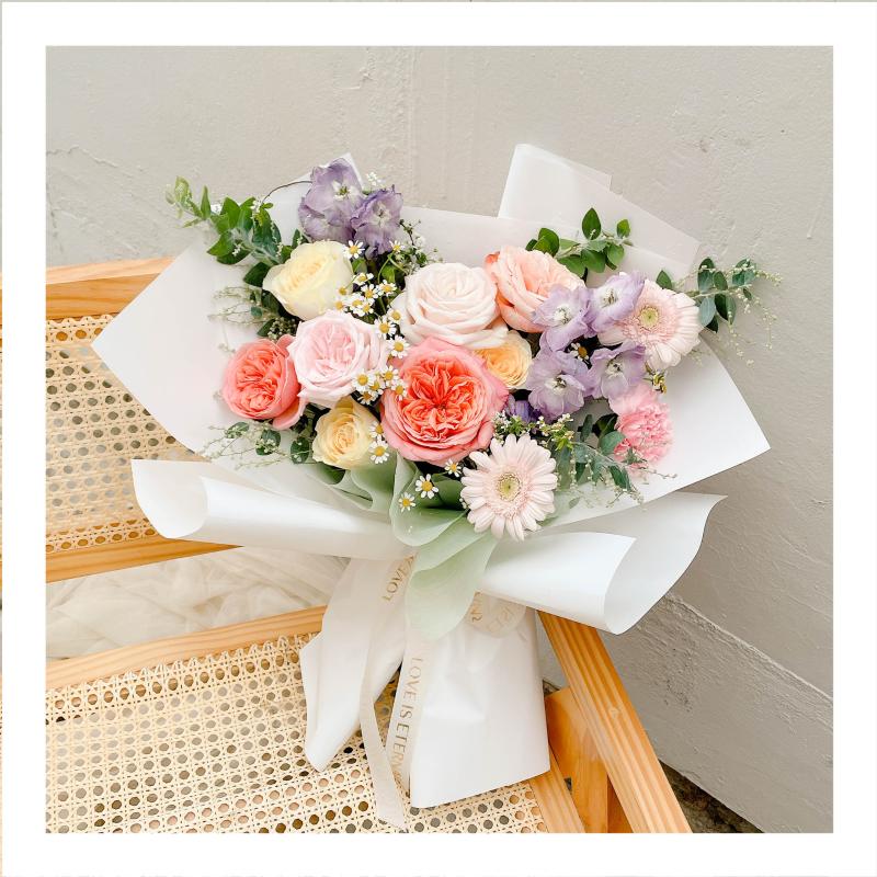 Bó hoa tươi tone mix