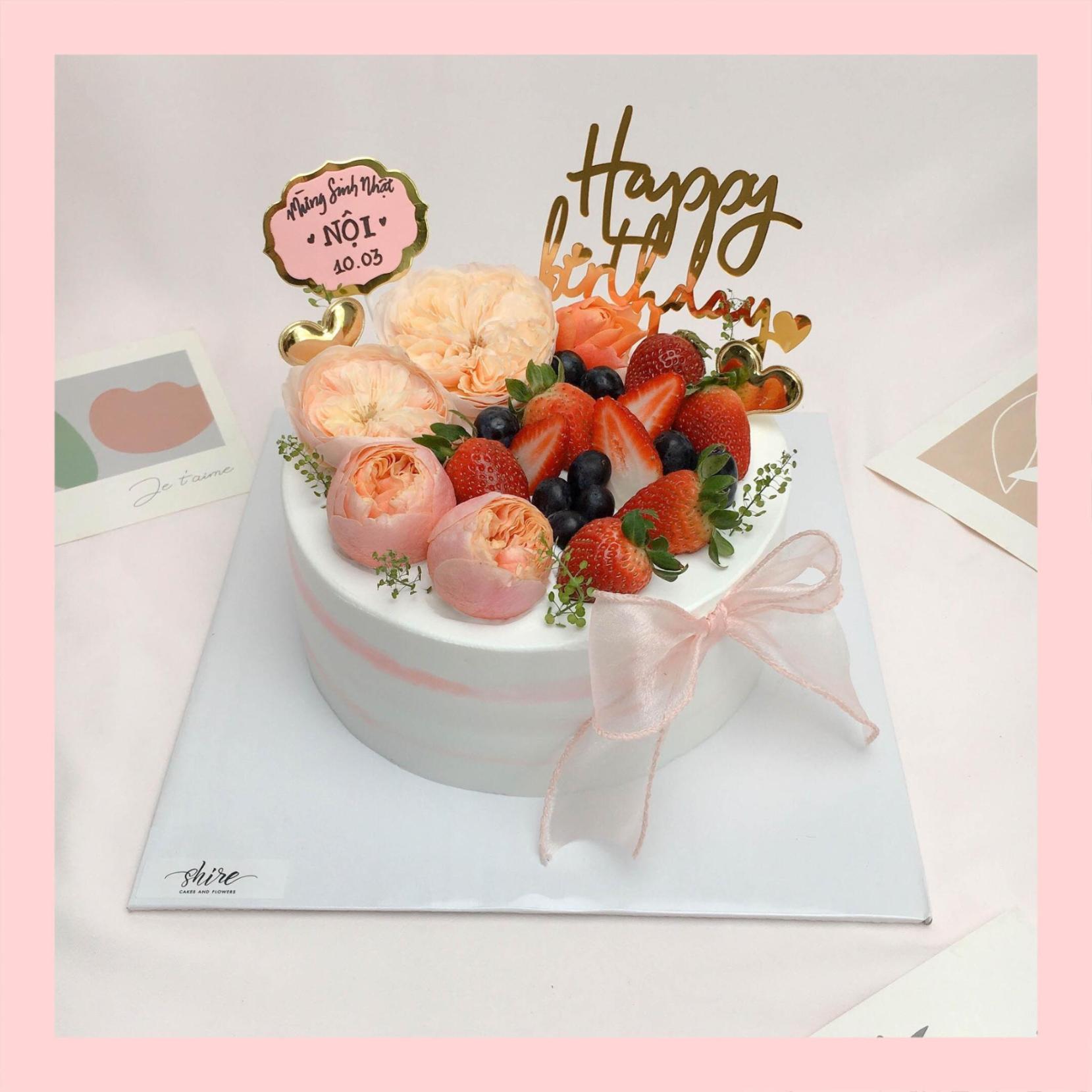 Bánh trang trí trái cây và hoa tươi - Bánh kem sinh nhật