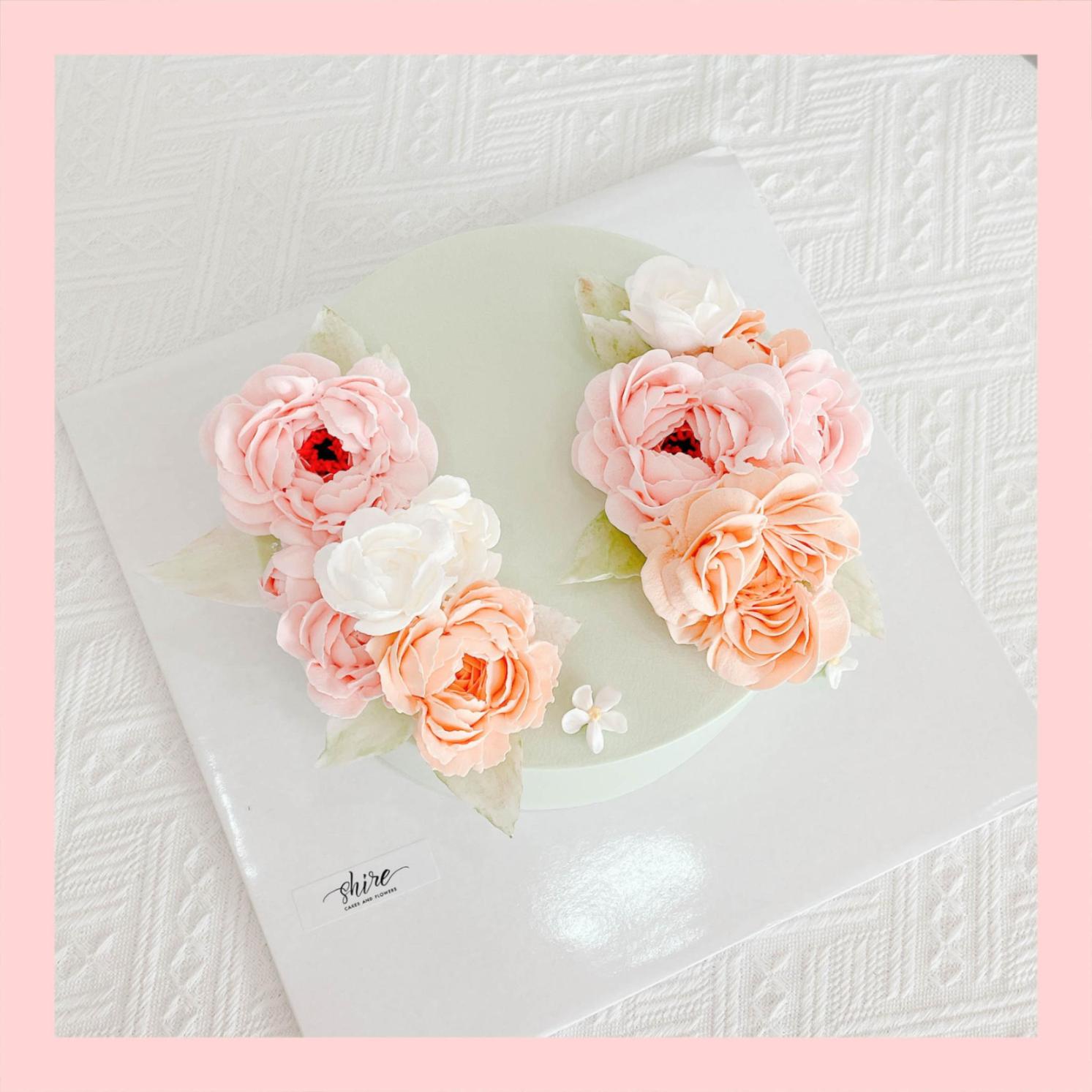 Bánh kem cưới bỏ quả 1 tầng trang trí hoa kem