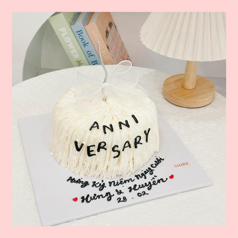 Bánh kem tone trắng đen - Bánh kem sinh nhật