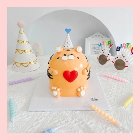 Bánh tạo hình Khủng Long/ con trâu/ con hổ/con rồng 3D - Bánh sinh nhật trẻ em