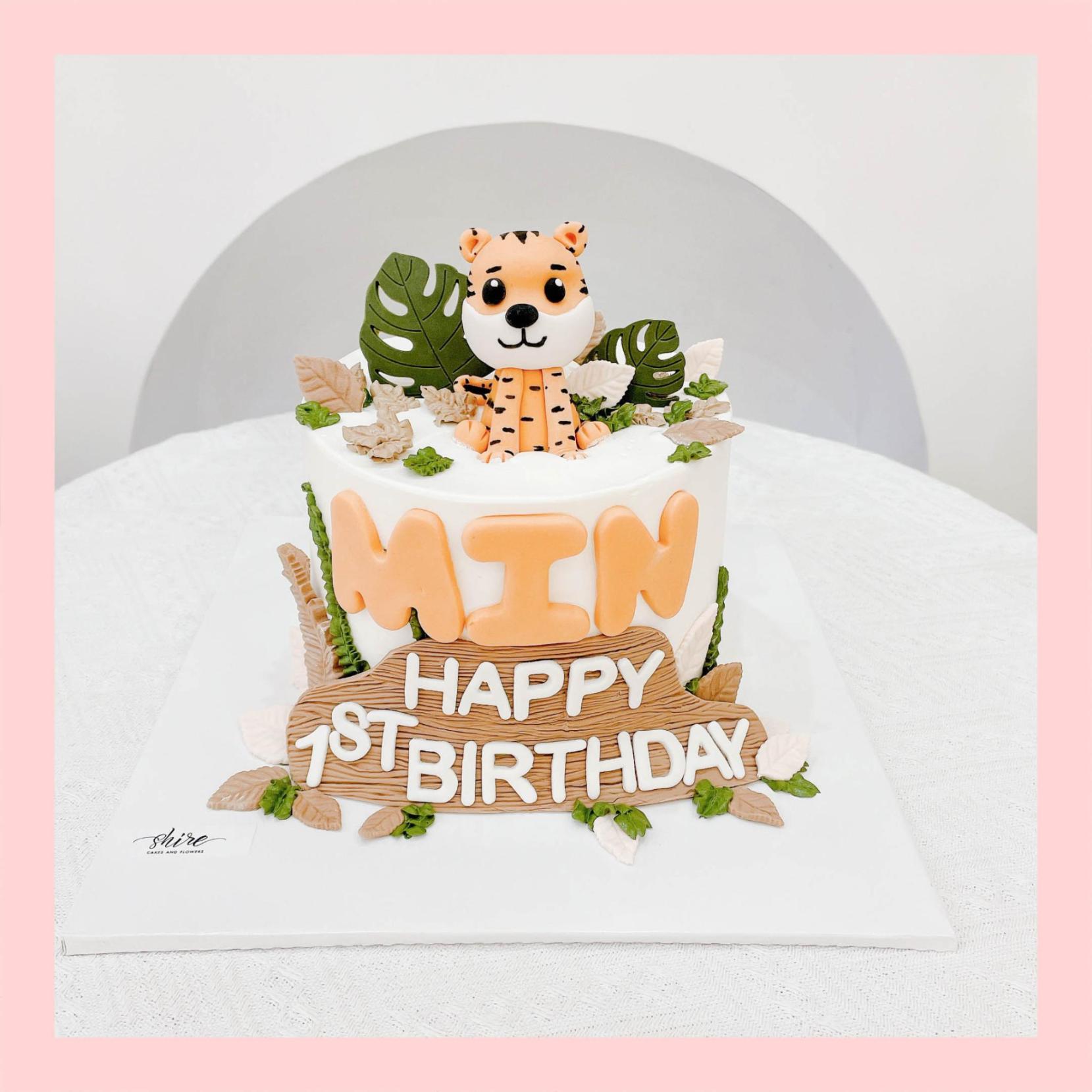 Bánh kem tạo hình con hổ/ con rồng cho bé - Bánh kem fondant