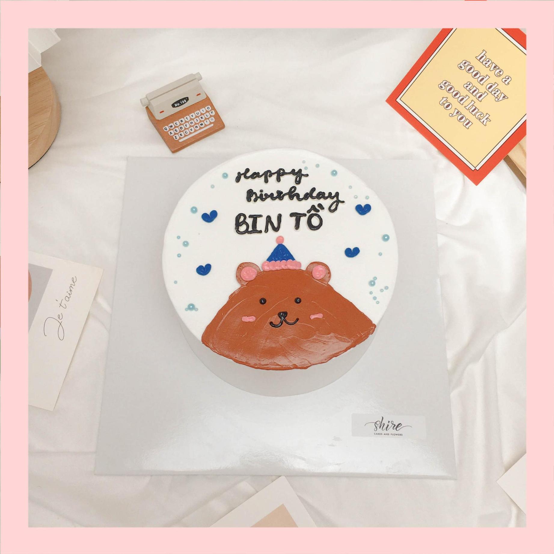 Bánh vẽ hình con gấu dễ thương - Bánh sinh nhật trẻ em