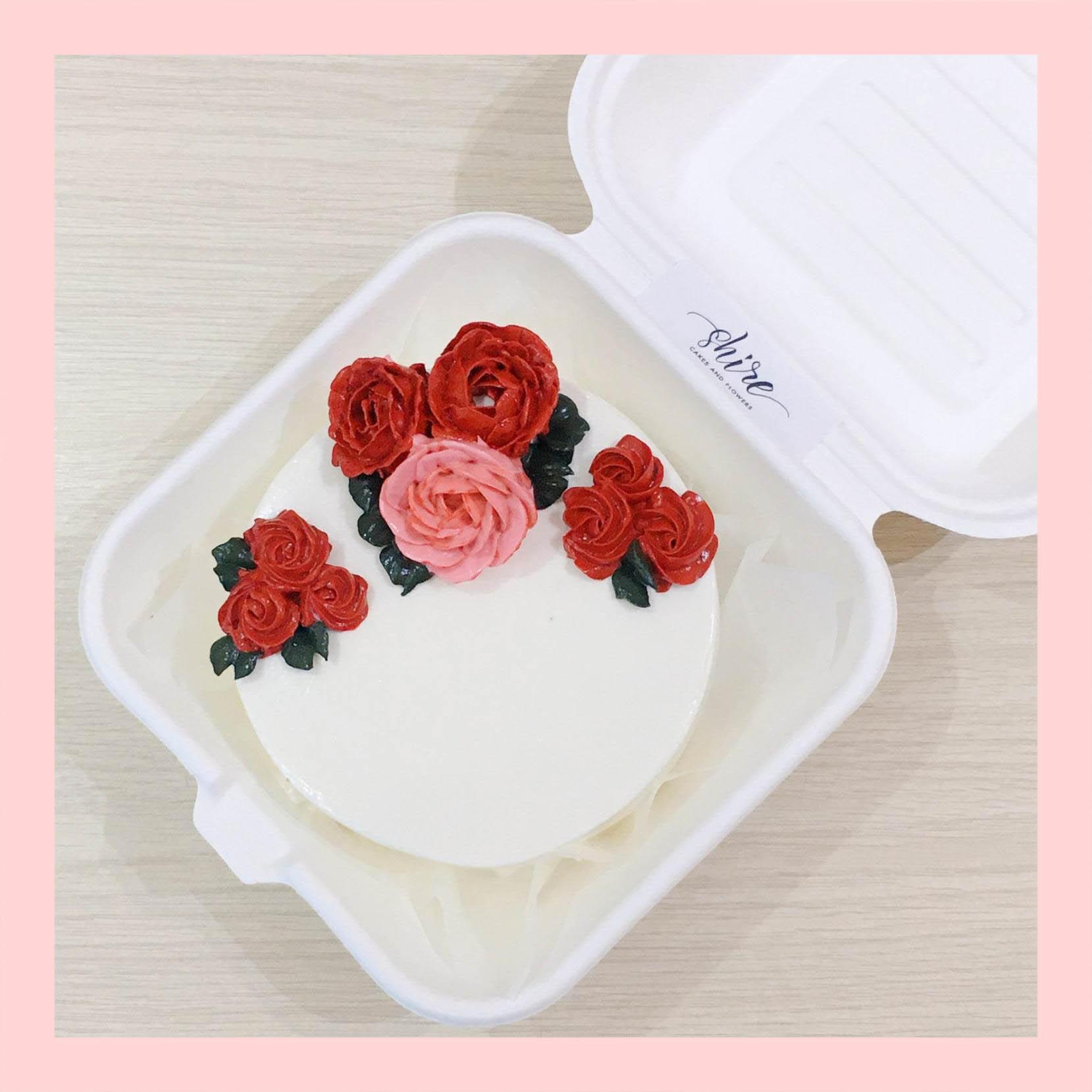 Mini Bento vẽ hoa lá - Bánh kem bơ mini hộp bã mía