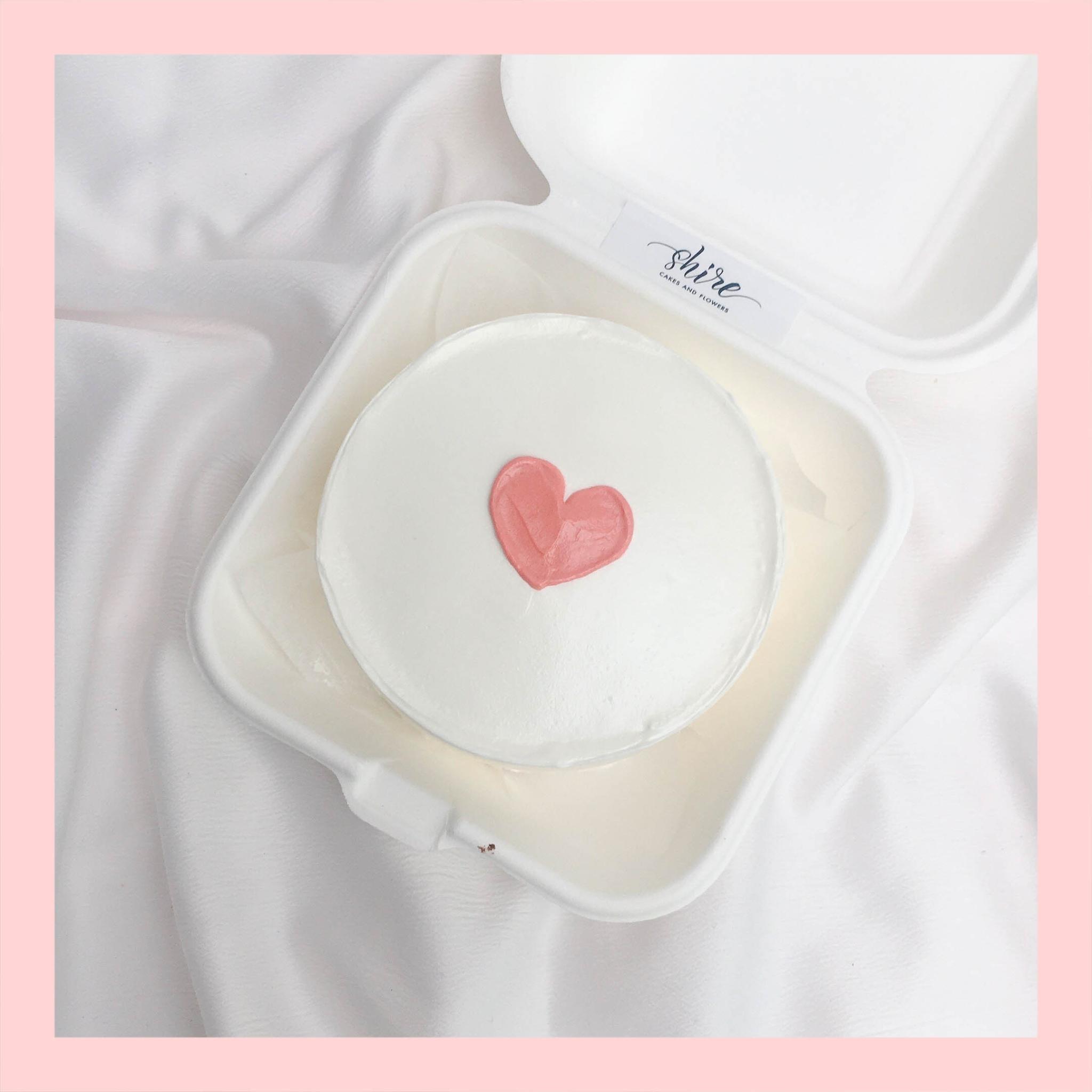 Mini Bento tone màu trắng - Bánh kem bơ mini hộp bã mía