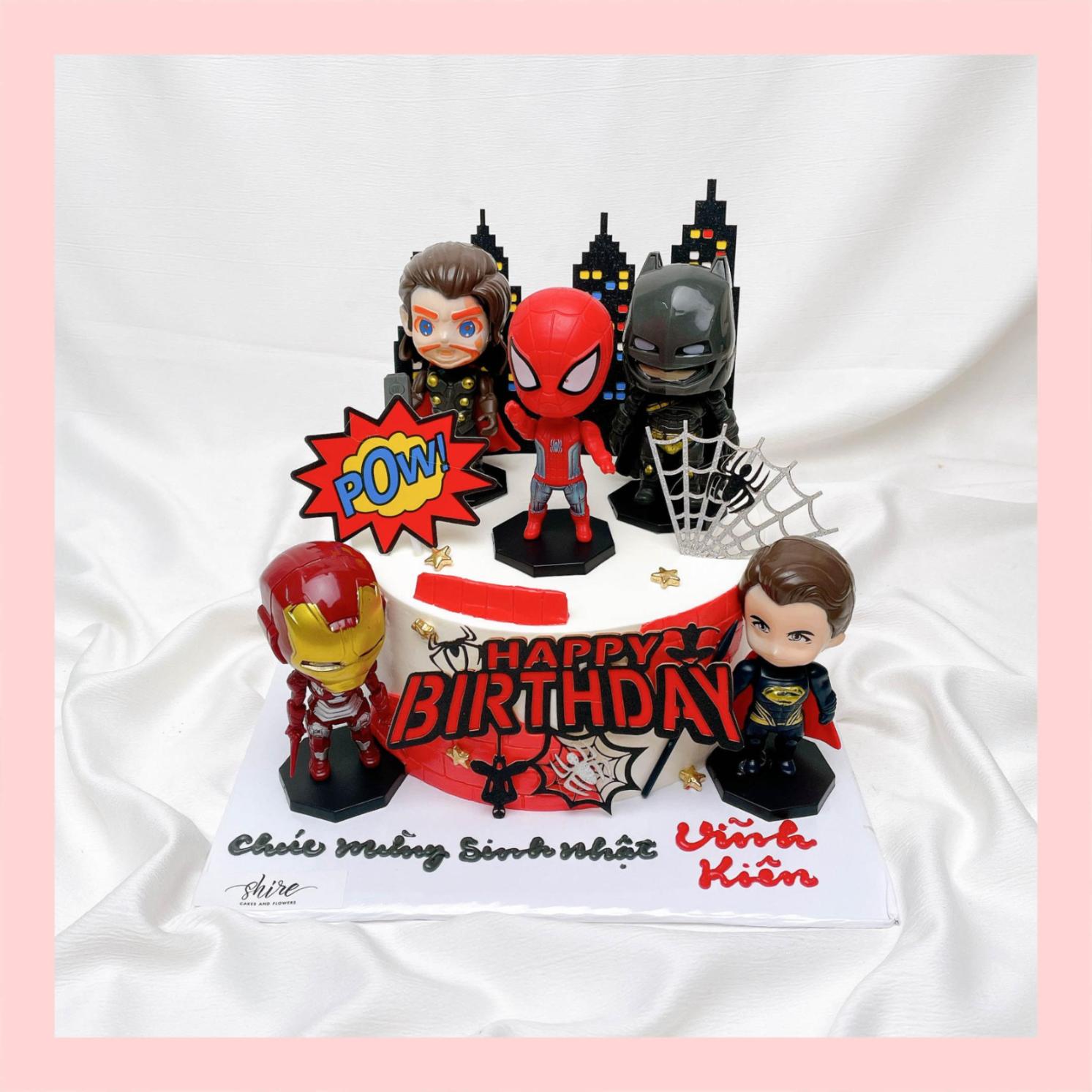 Bánh kem siêu anh hùng - Bánh sinh nhật bé trai