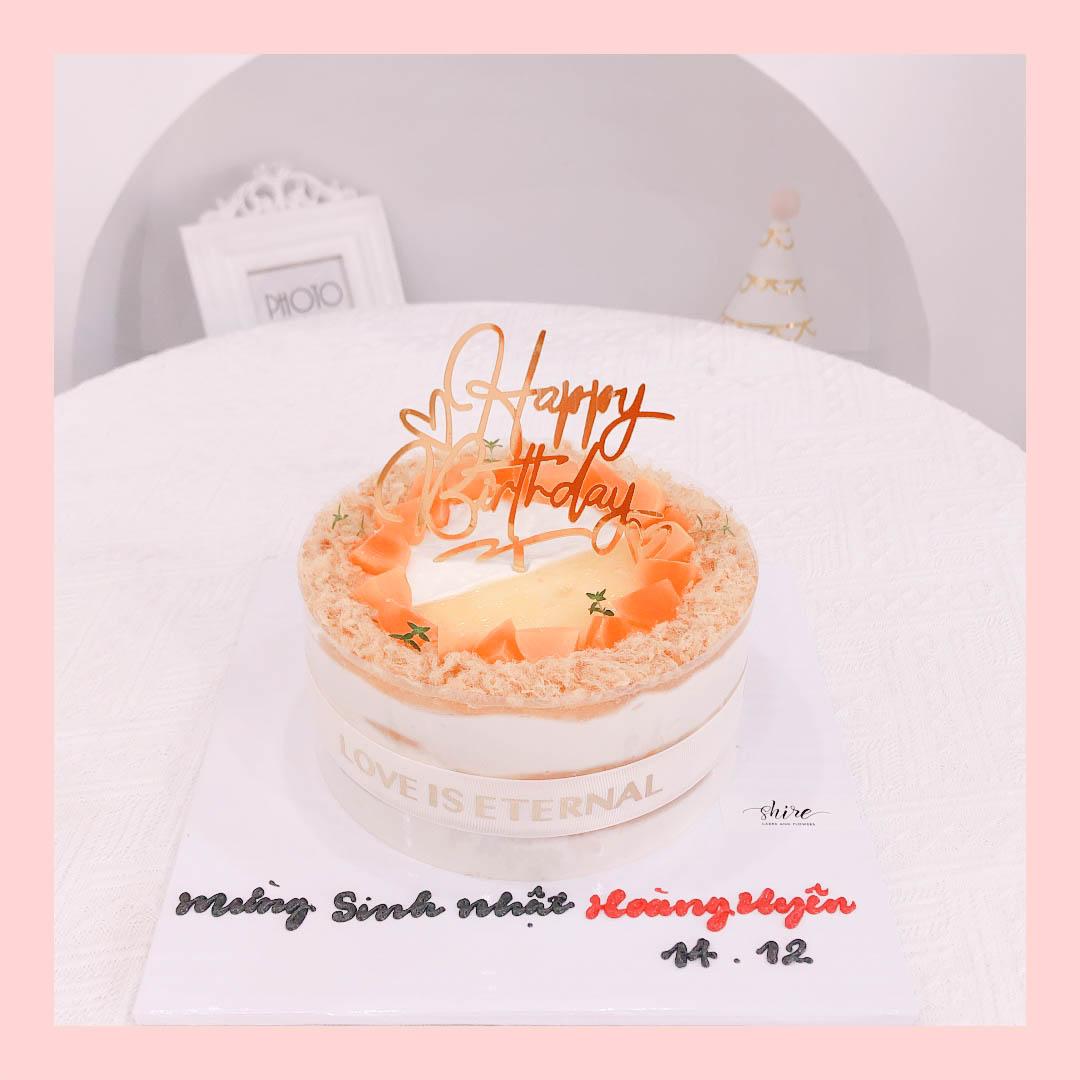 Bông lan trứng muối mẫu tròn  - Bánh sinh nhật bông lan trứng muối hai loại sốt phô mai và sốt bơ
