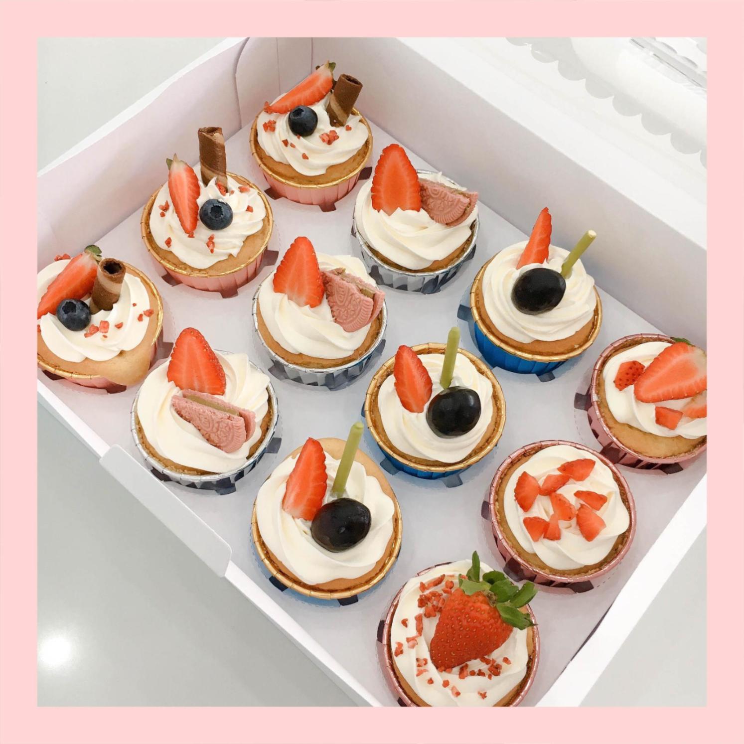 Set cupcake trái cây - Bánh sinh nhật dạng cupcake ổ