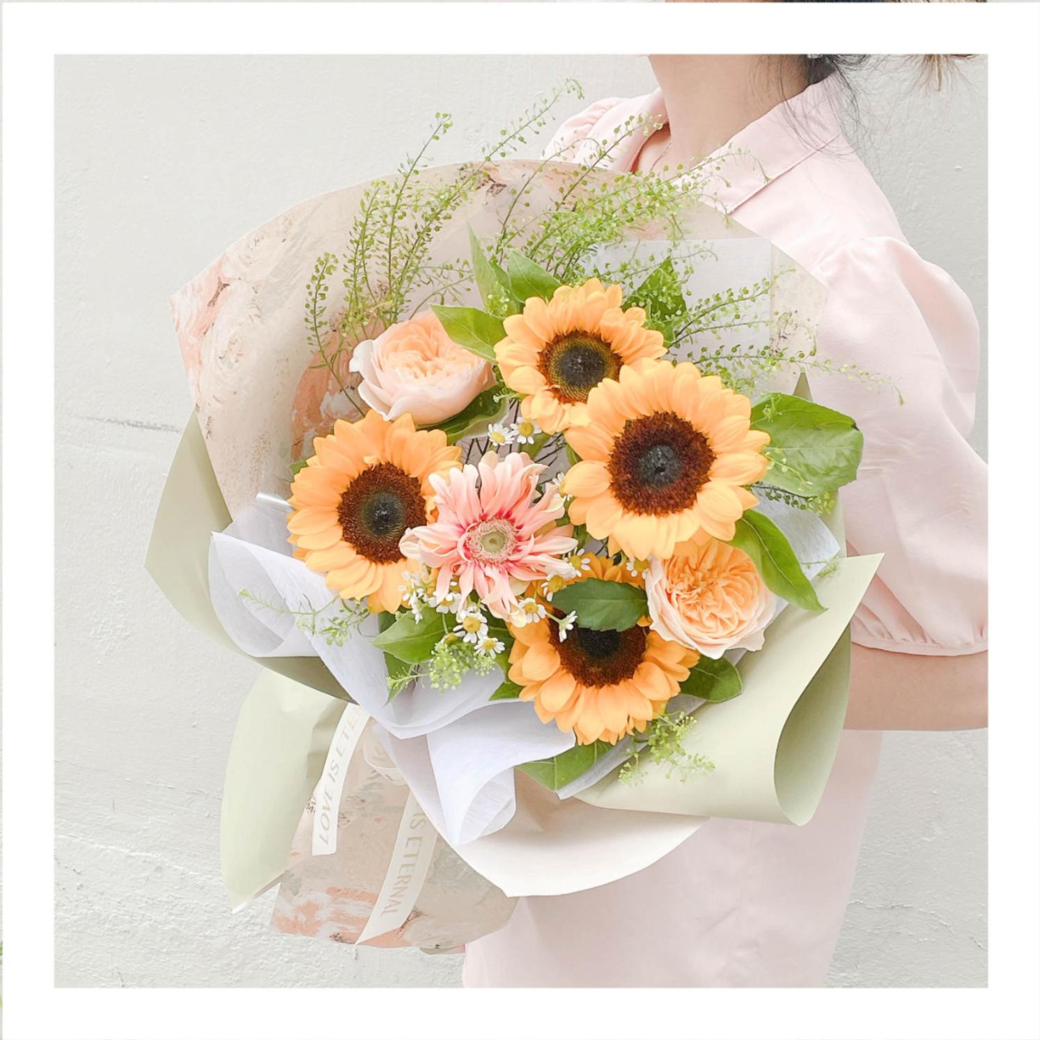 Bó hoa tươi tốt nghiệp