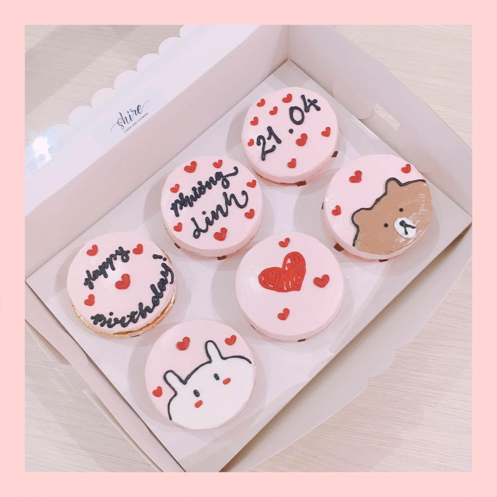 Set cupcake vẽ hình đáng yêu kem sữa - Bánh sinh nhật dạng cupcake ổ