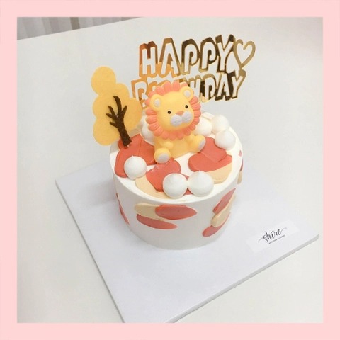 Bánh mini trang trí đồ chơi thú cute cho bé trai  - Bánh kem bơ mini 10-12cm