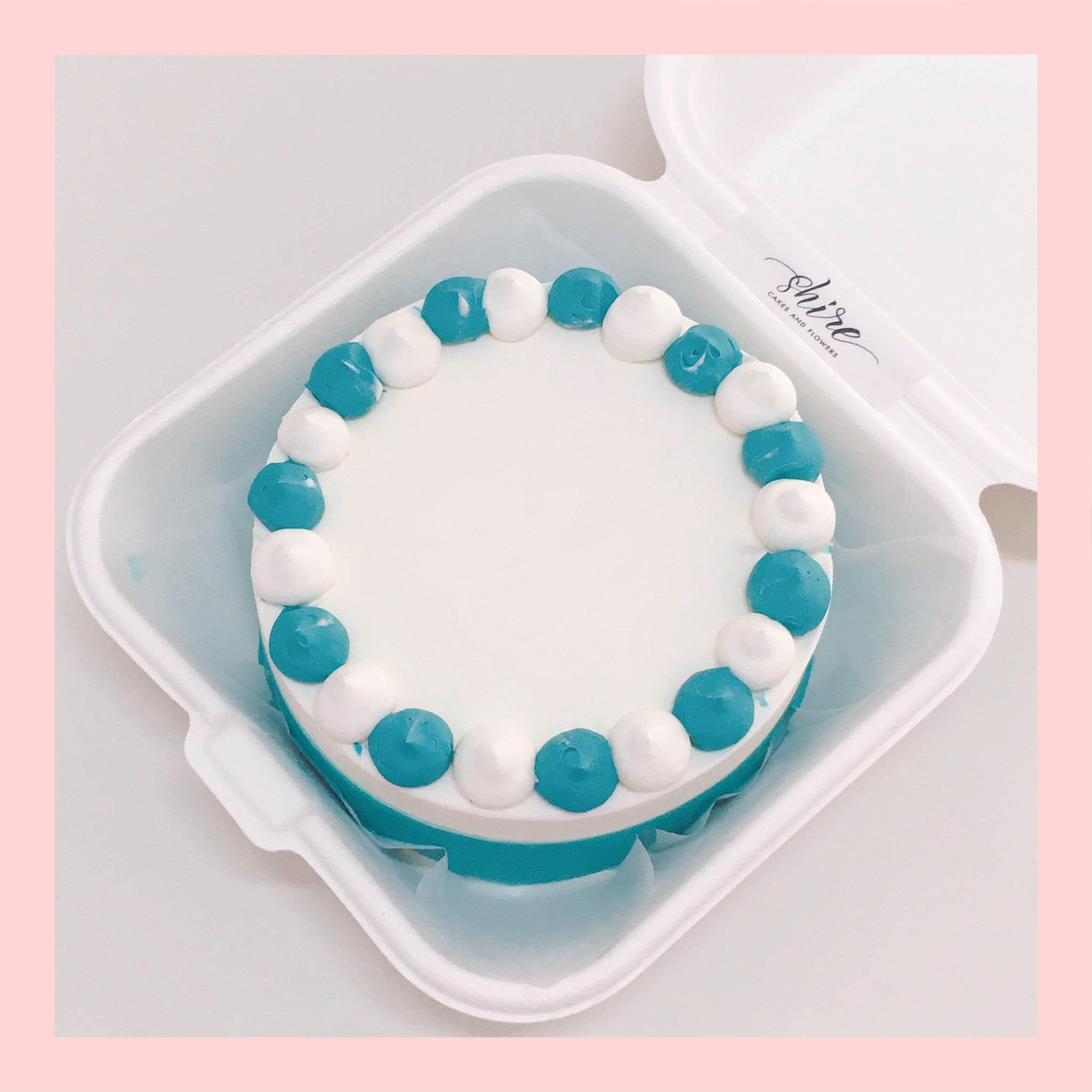 Mini Bento tone màu xanh dương - Bánh kem bơ mini hộp bã mía