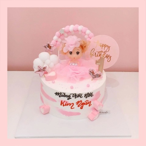 Mẫu bánh kem búp bê dành cho bé gái HOT nhất hiện nay