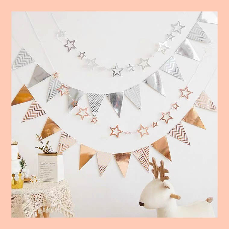 Dây treo cờ tam giác