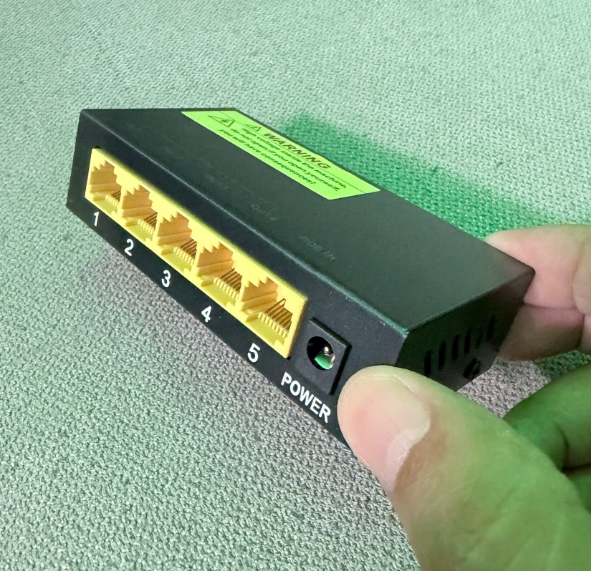 Bộ chia poe 1 ra 4 Smart (Không cần cấp nguồn_Chạy được dây 4 sợi) | KoV; 06T