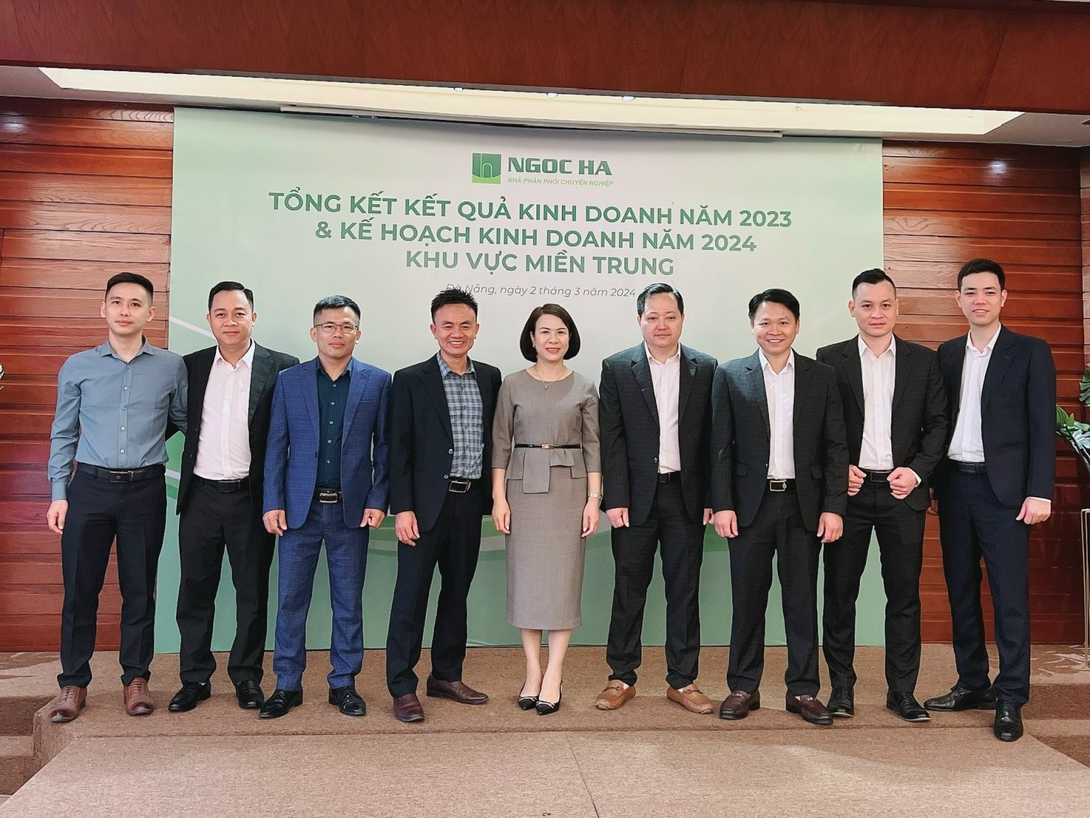 HỘI NGHỊ TỔNG KẾT KINH DOANH MIỀN TRUNG 2023 VÀ KẾ HOẠCH NĂM 2024