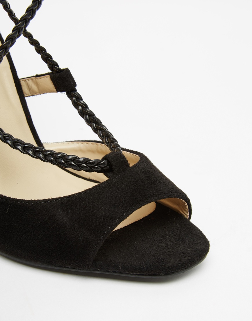 Sandal cao gót thắt dây