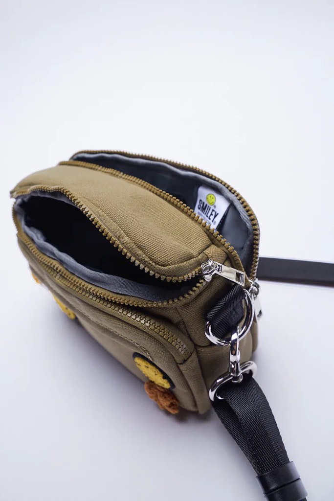 CANVAS SMILEY ® CROSSBODY BAG