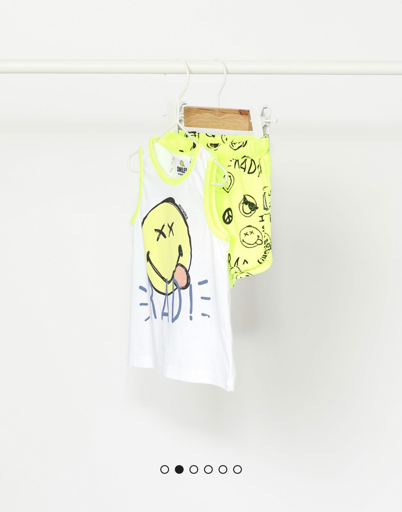 SMILEYWORLD® TOP AND BERMUDA SHORTS SET