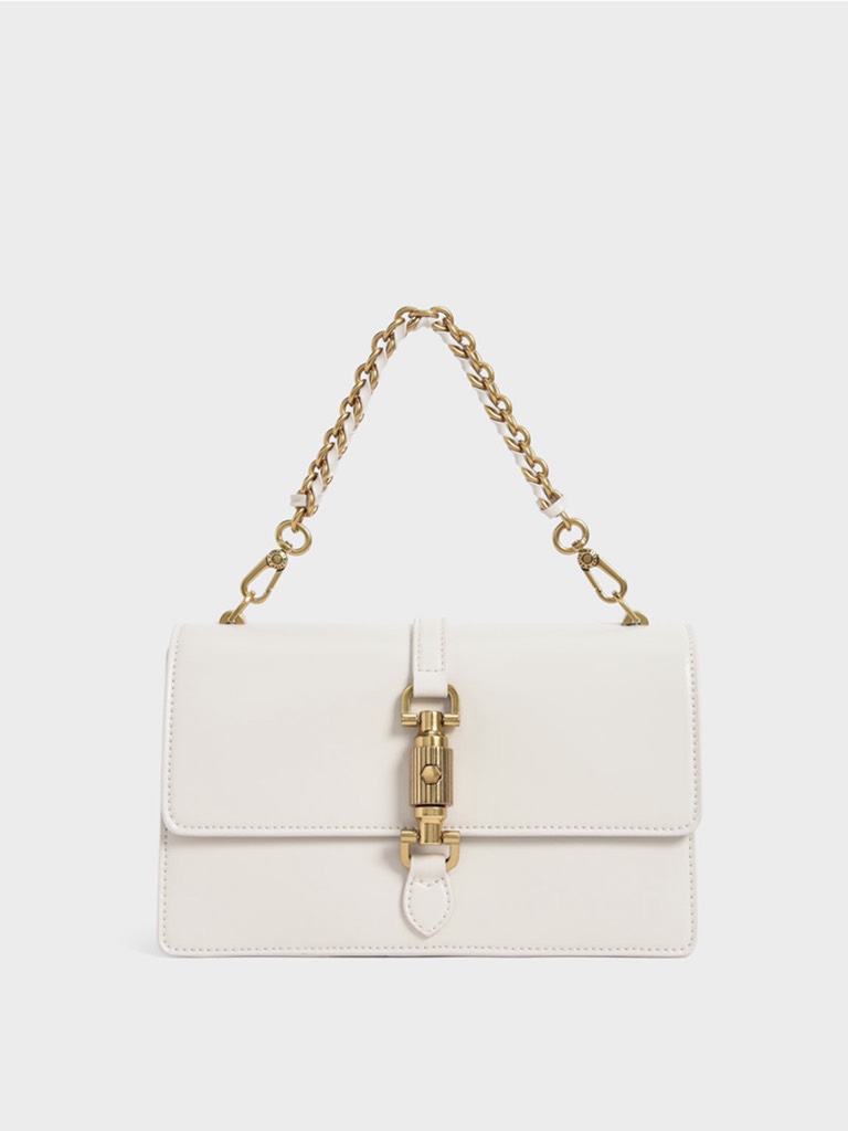 Single Chain Handle Shoulder Bag