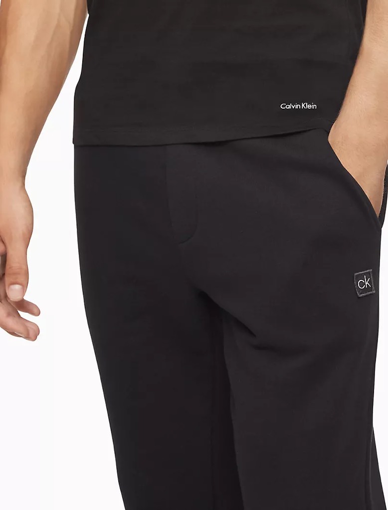 𝐂𝐚𝐥𝐯𝐢𝐧 𝐊𝐥𝐞𝐢𝐧 Cotton Slim Fit 5-pack Crewneck T-shirt