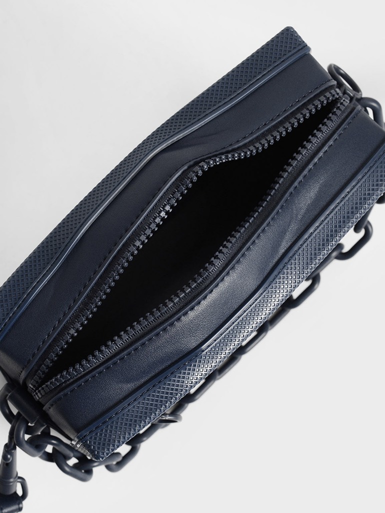 Chain Link Crossbody Bag