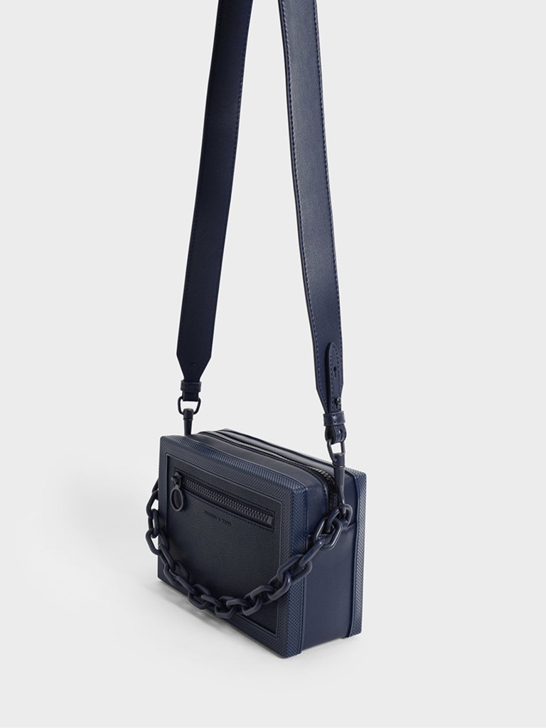 Chain Link Crossbody Bag