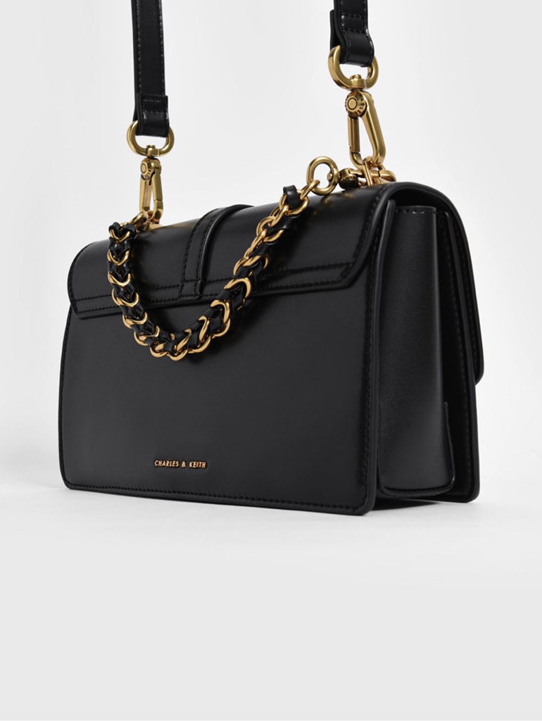 Single Chain Handle Shoulder Bag