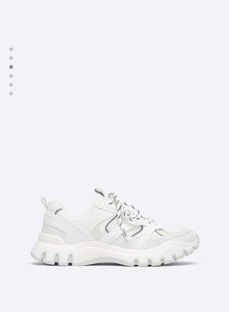 MONOCHROME TECHNICAL TRAINERS