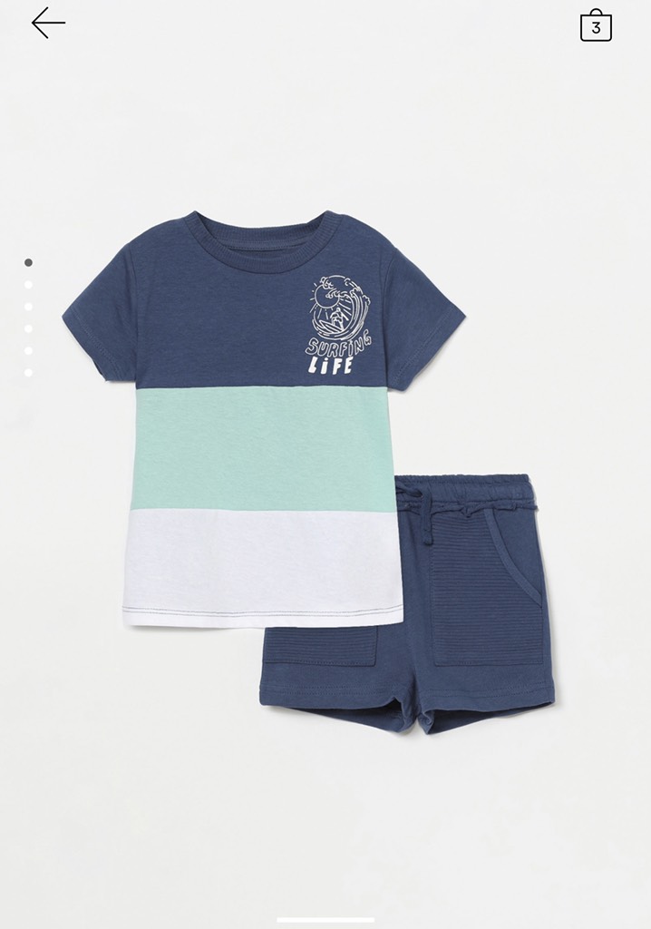 2-PIECE T-SHIRT AND BERMUDA SHORTS SET