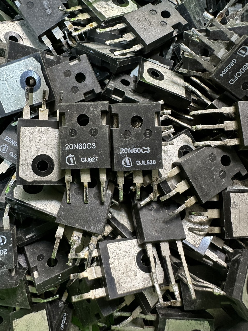 20n60c3-mosfet-20n60c3-20n60cfd-20a-600v-to-247-thao-may