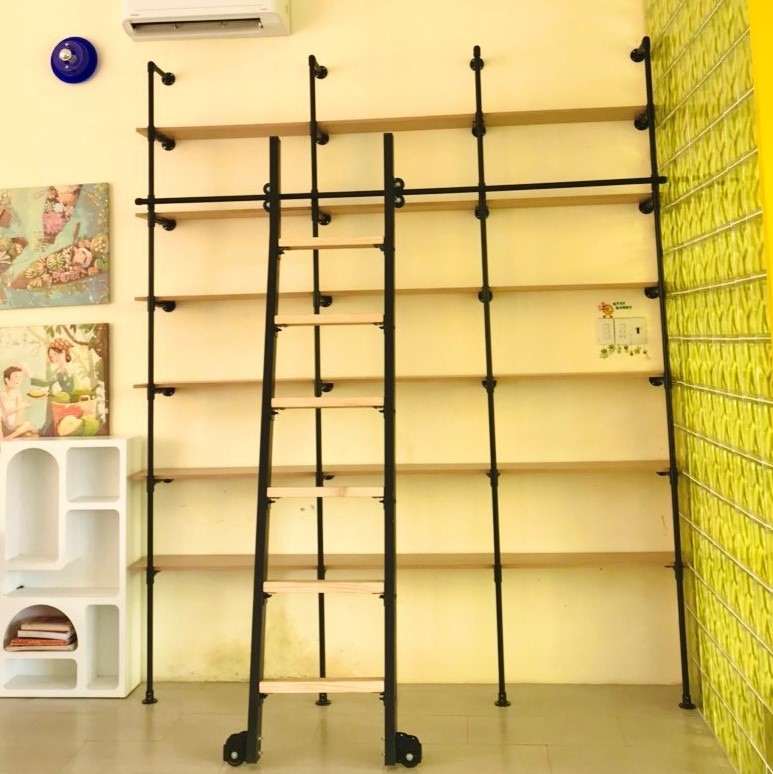 Kệ thang trượt KTT2423-KN25B Đen