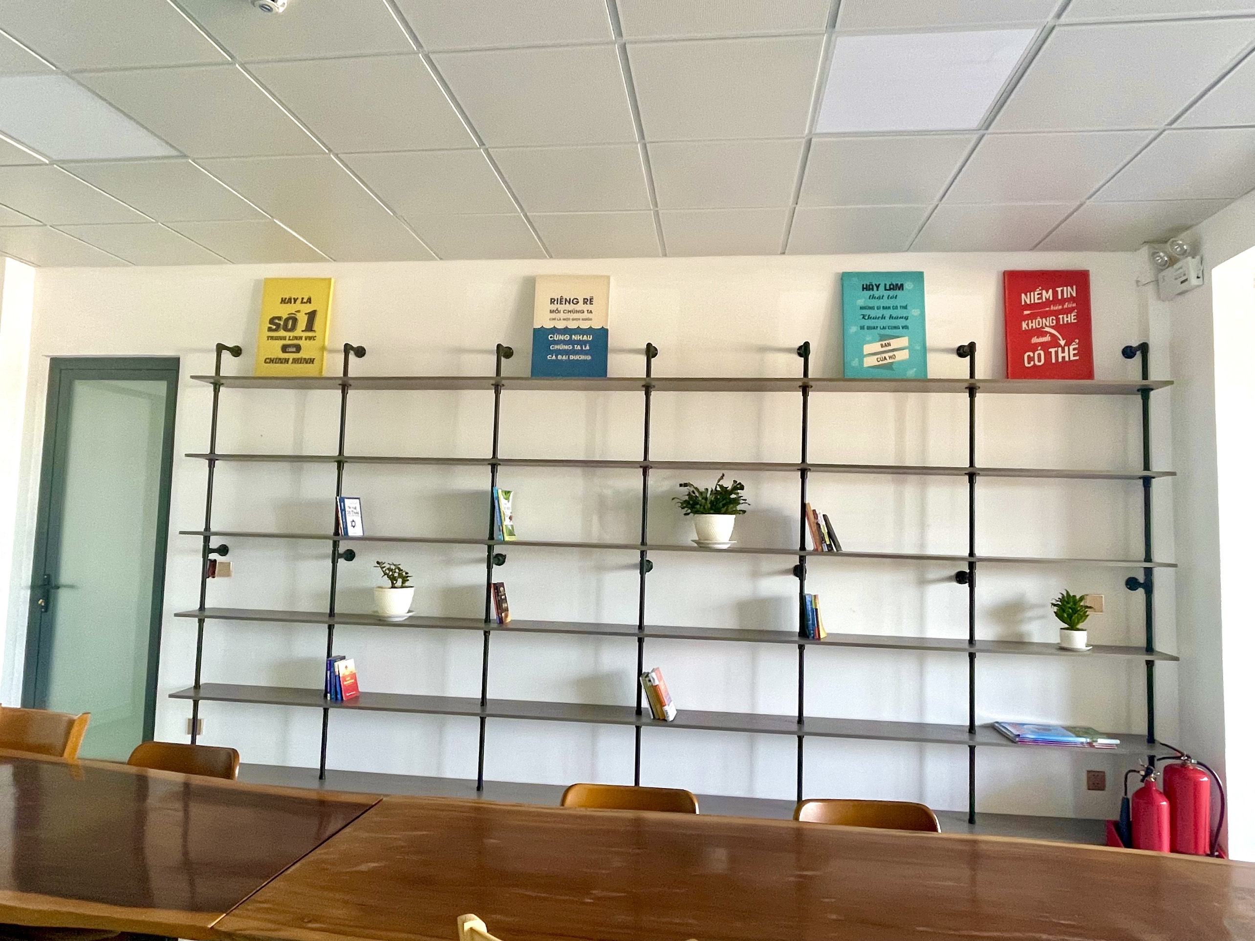 Kệ tường KT11223-KN25B