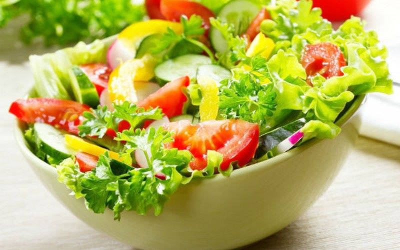 Salad cà chua là món ăn giảm cân rất hiệu quả