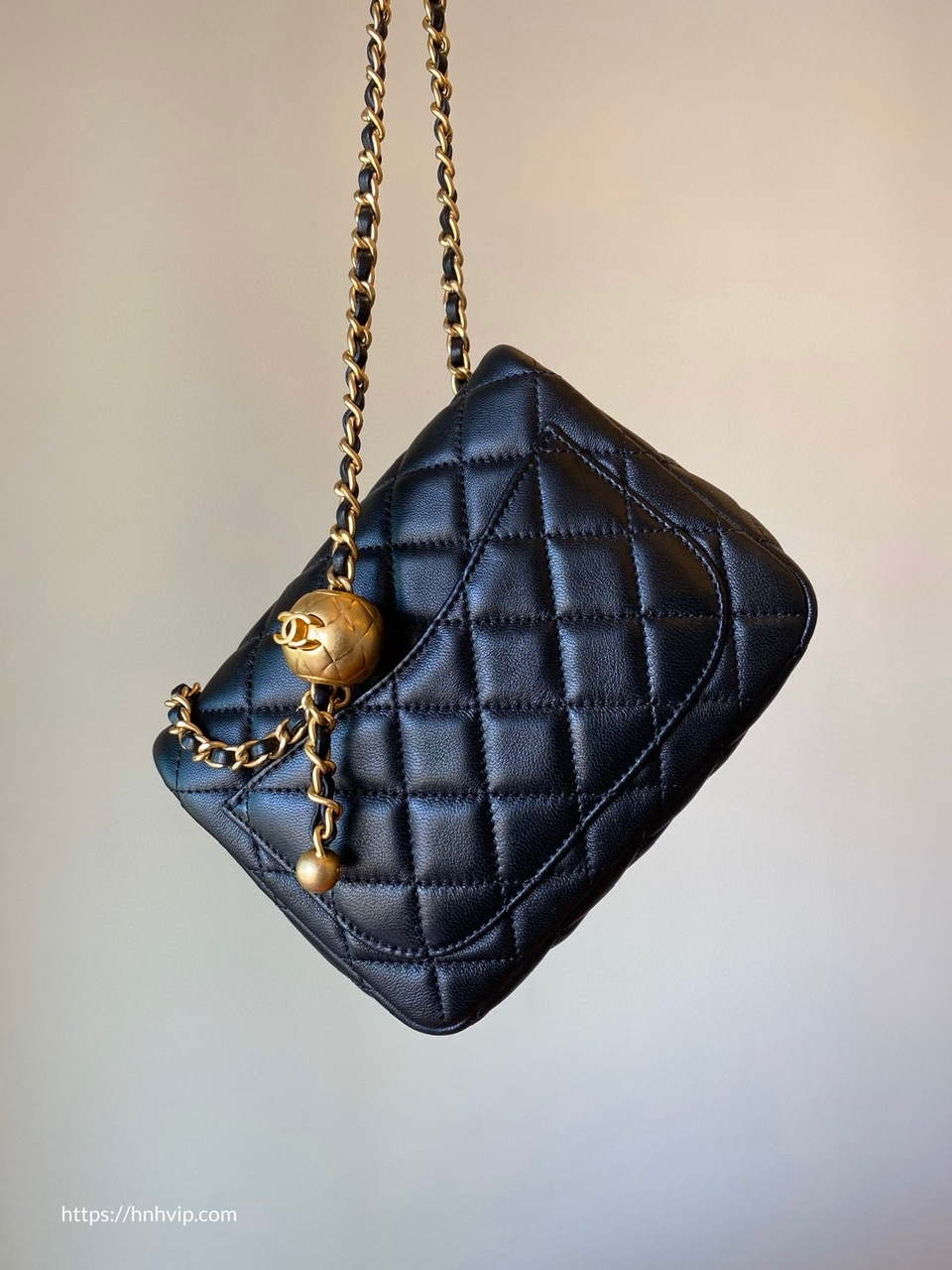 Chanel Classic Flap Runway Square Mini Pearl Crush Lambskin Leather | Hàng  Hiệu 1:1 Hvip