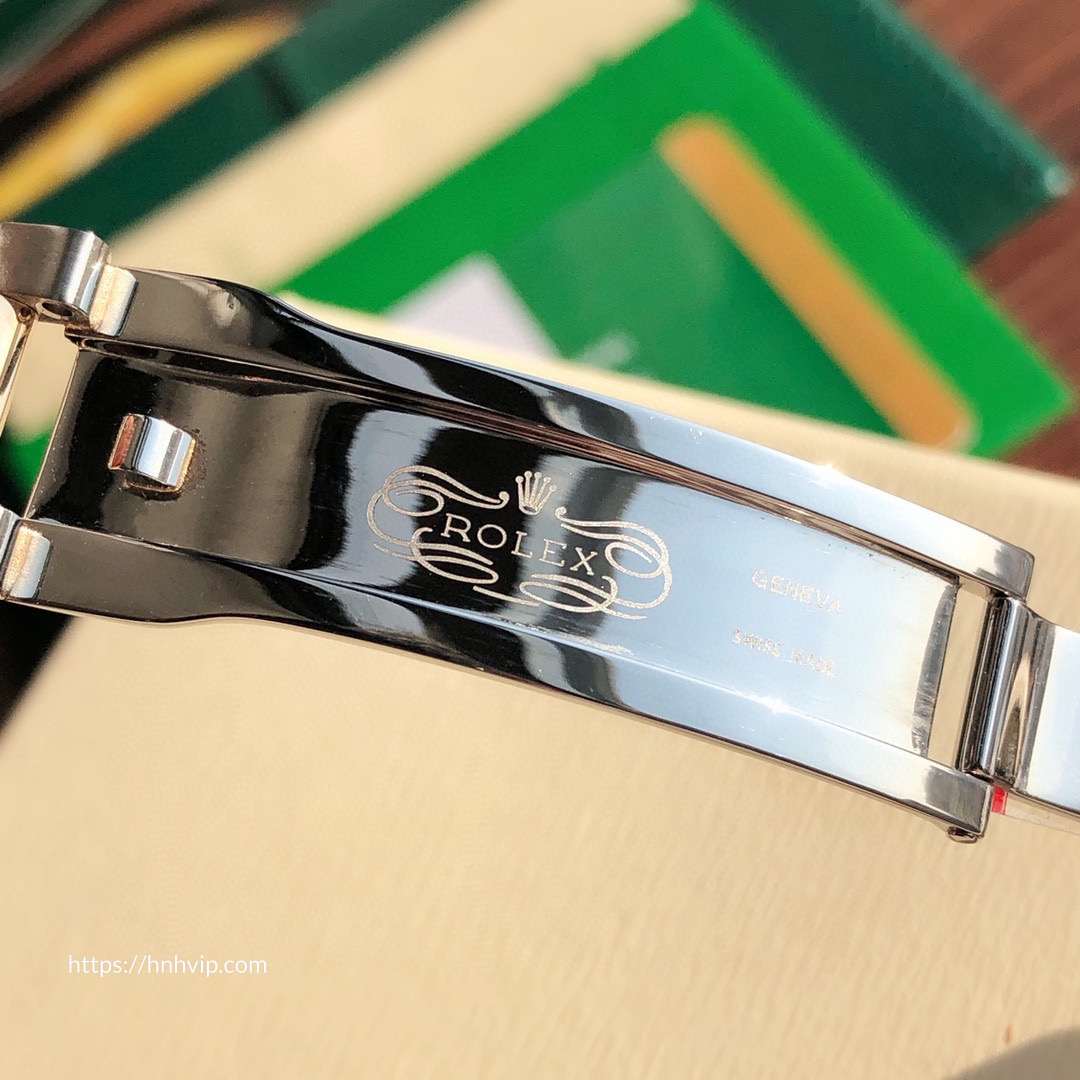 Chi tiết hình ảnh các bộ phận của Rolex Oyster Perpetual Datejust 41MM