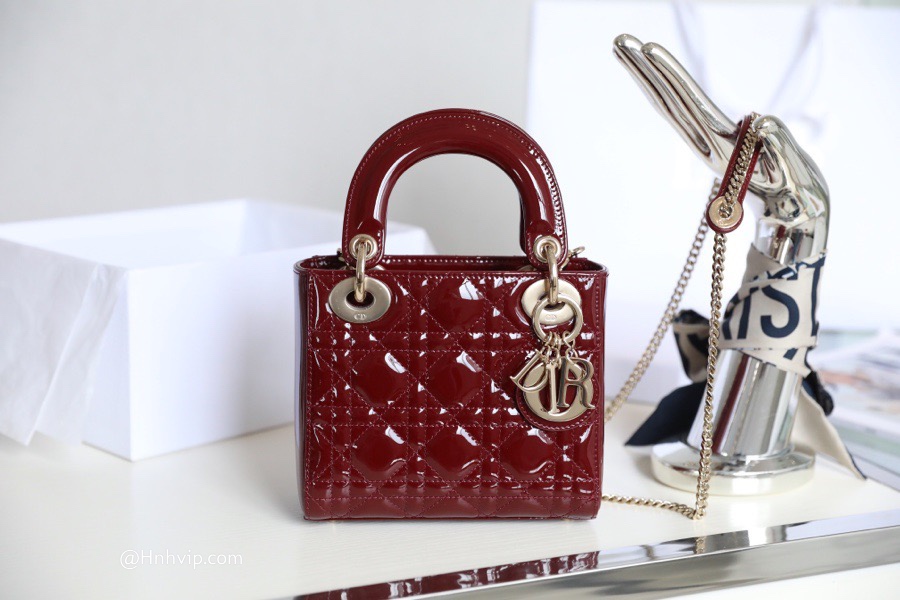 MINI LADY DIOR BAG Brick Red Patent Cannage Calfskin
